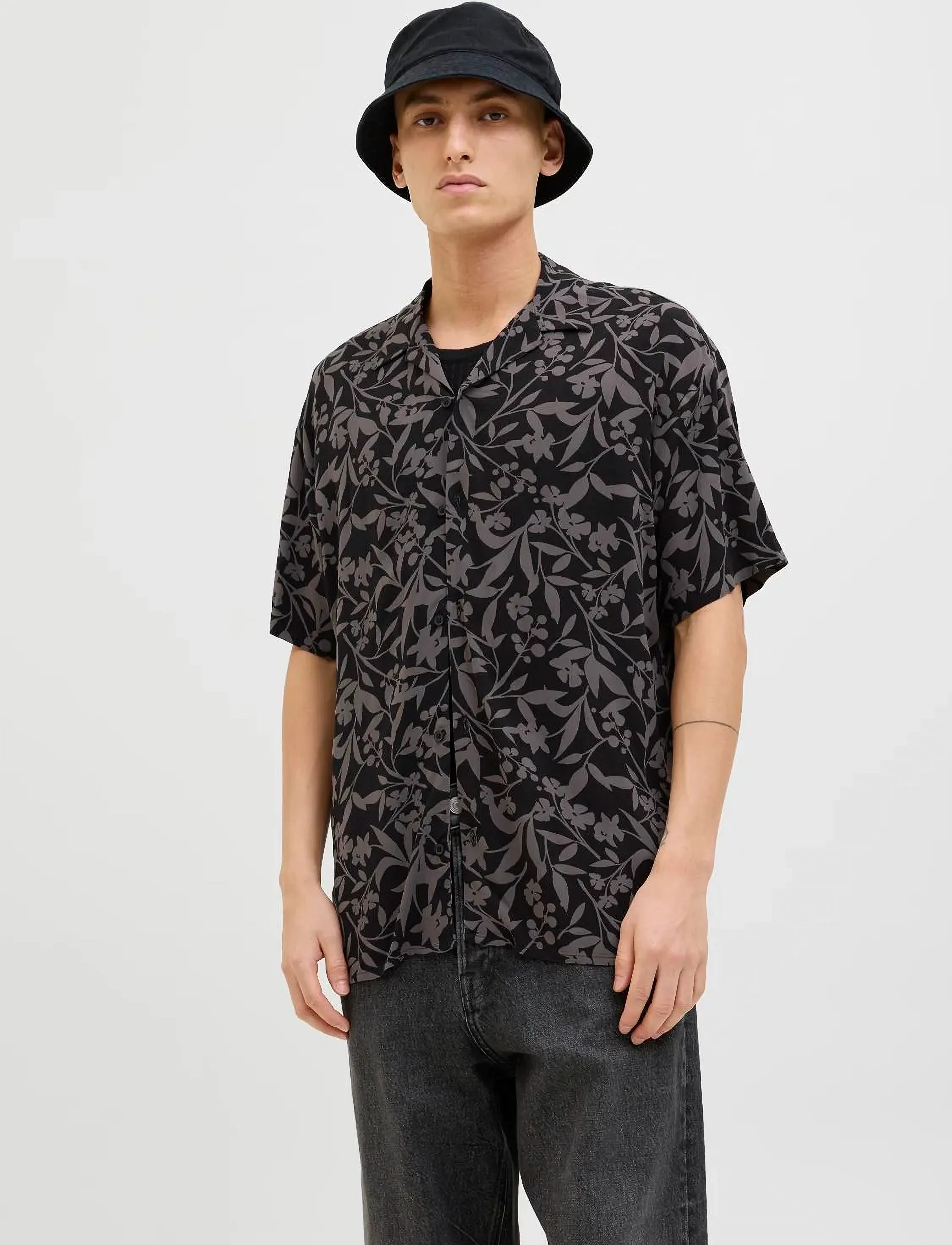 Jack & Jones Jjjeff Monochrome Resort Shirt Ss, M, Black, Skjorter > Kortærmede Shirts, Herre