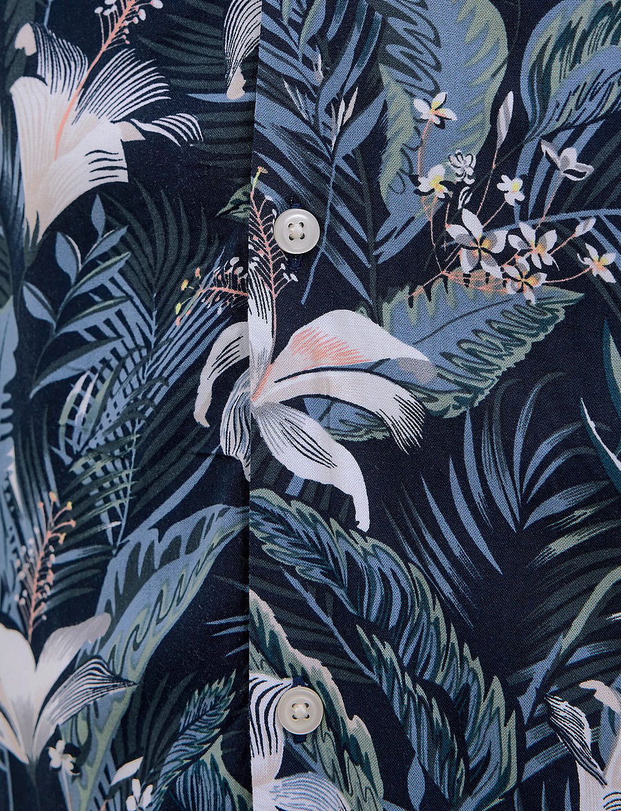 Jack & Jones - JJEJEFF TROPICAL AOP RESORT SHIRT SS SN - short-sleeved shirts - sky captain - 4
