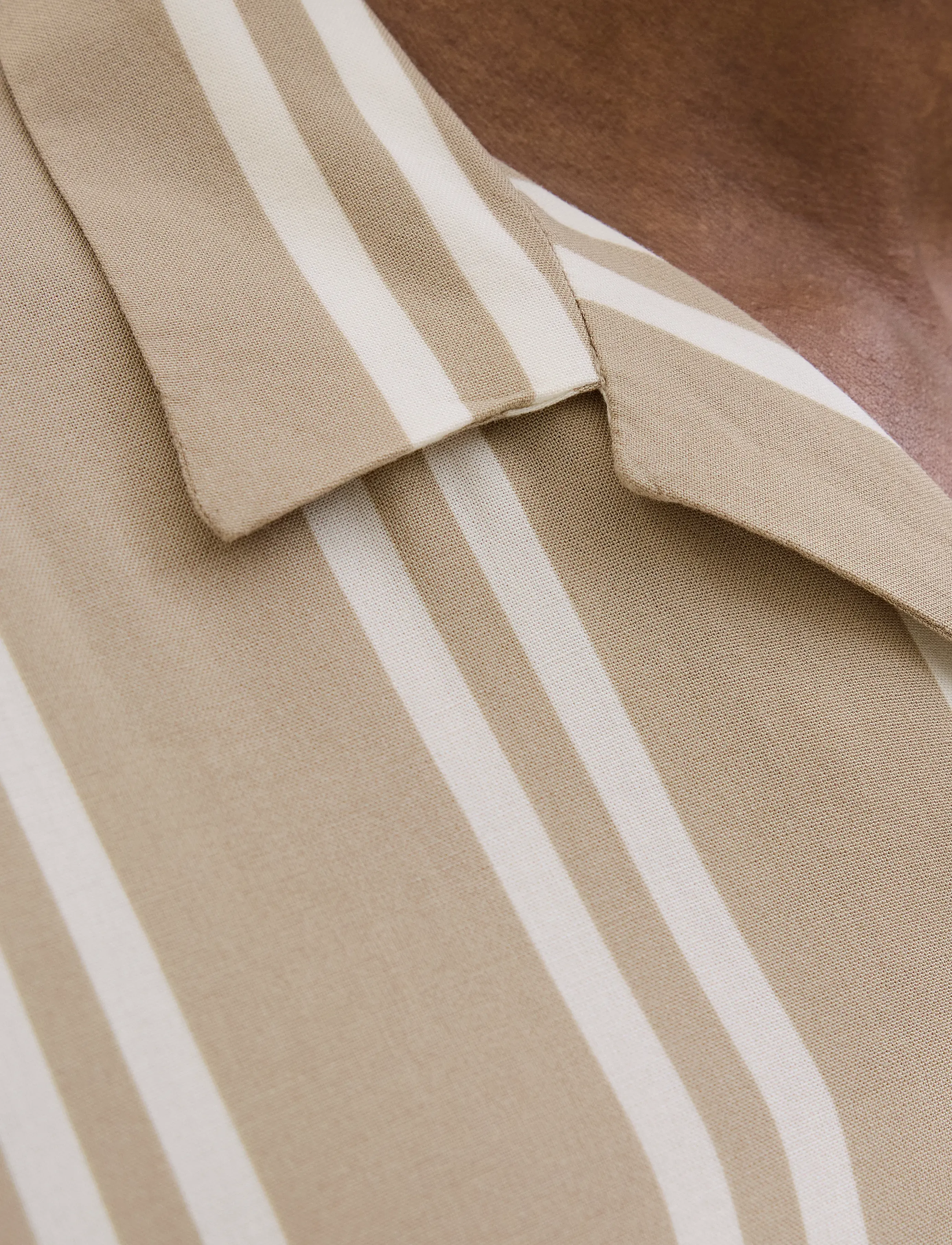 Jack & Jones - JJEJEFF STRIPE RESORT SHIRT SS SN - kurzarmhemden - crockery - 5