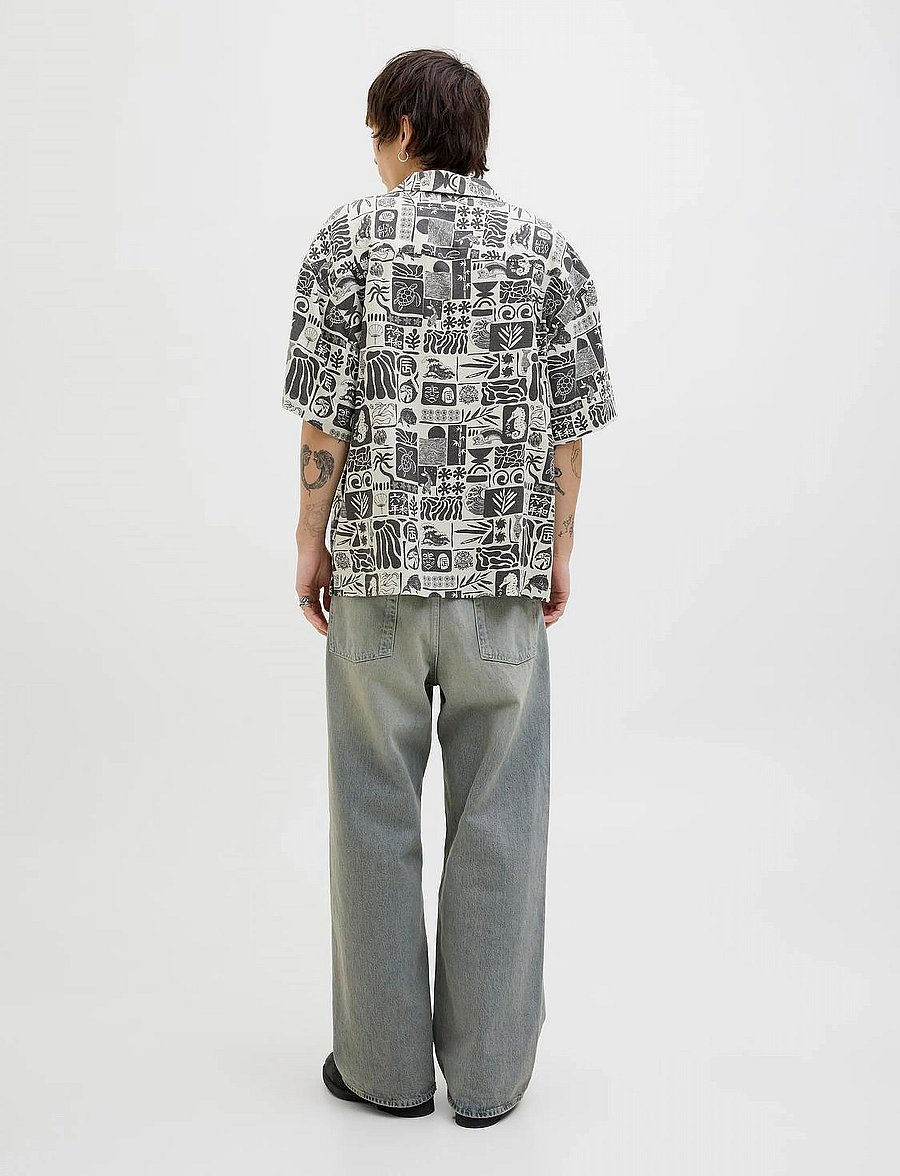 Jack & Jones - JJWAYNE AOP RESORT SHIRT SS - linneskjortor - black - 3