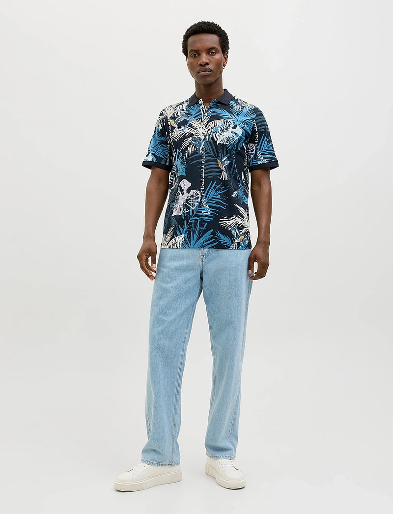 Jack & Jones - JJHAWAII AOP POLO SS - kortärmade pikéer - sky captain - 3
