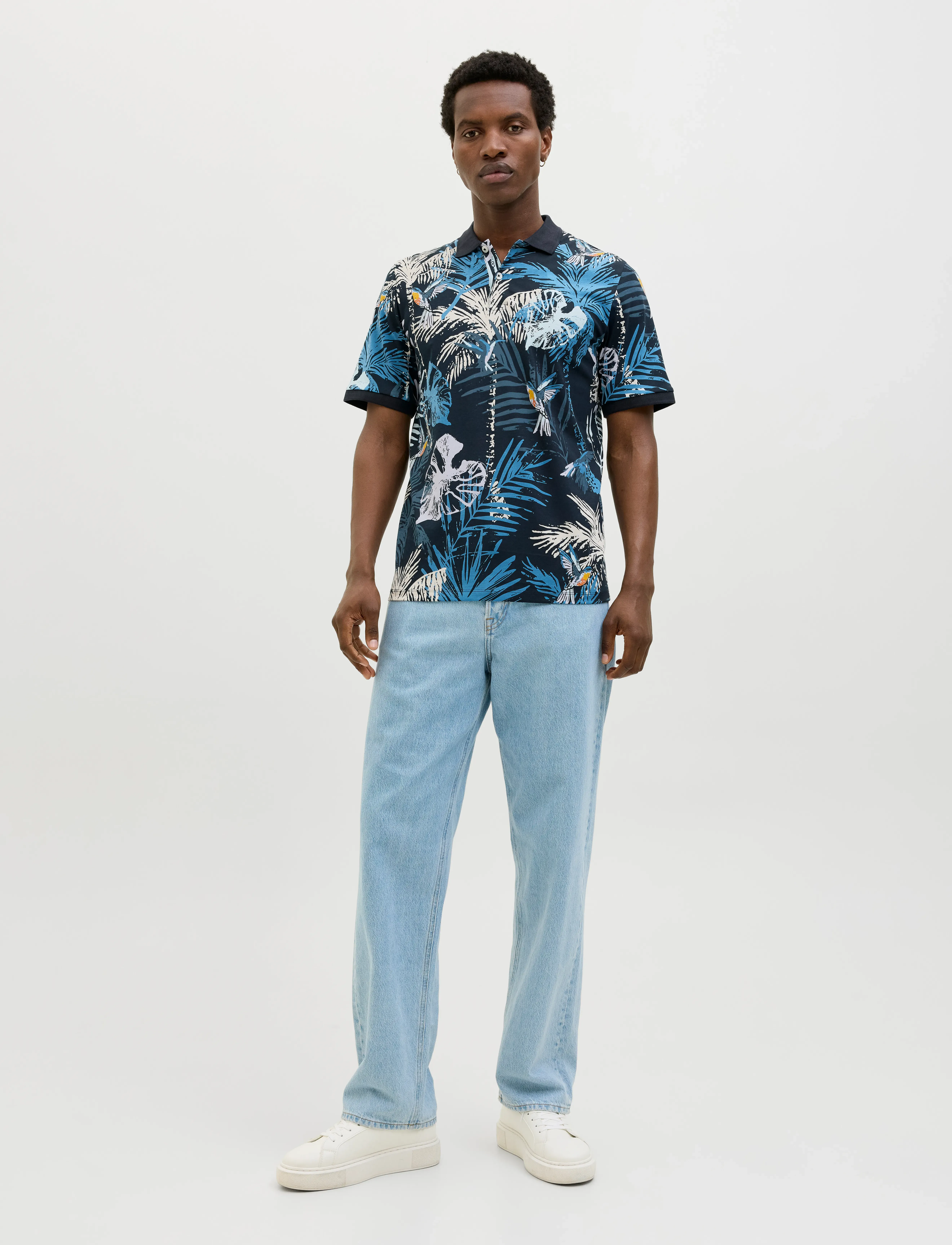 Jack & Jones - JJHAWAII AOP POLO SS - kurzärmelig - sky captain - 3