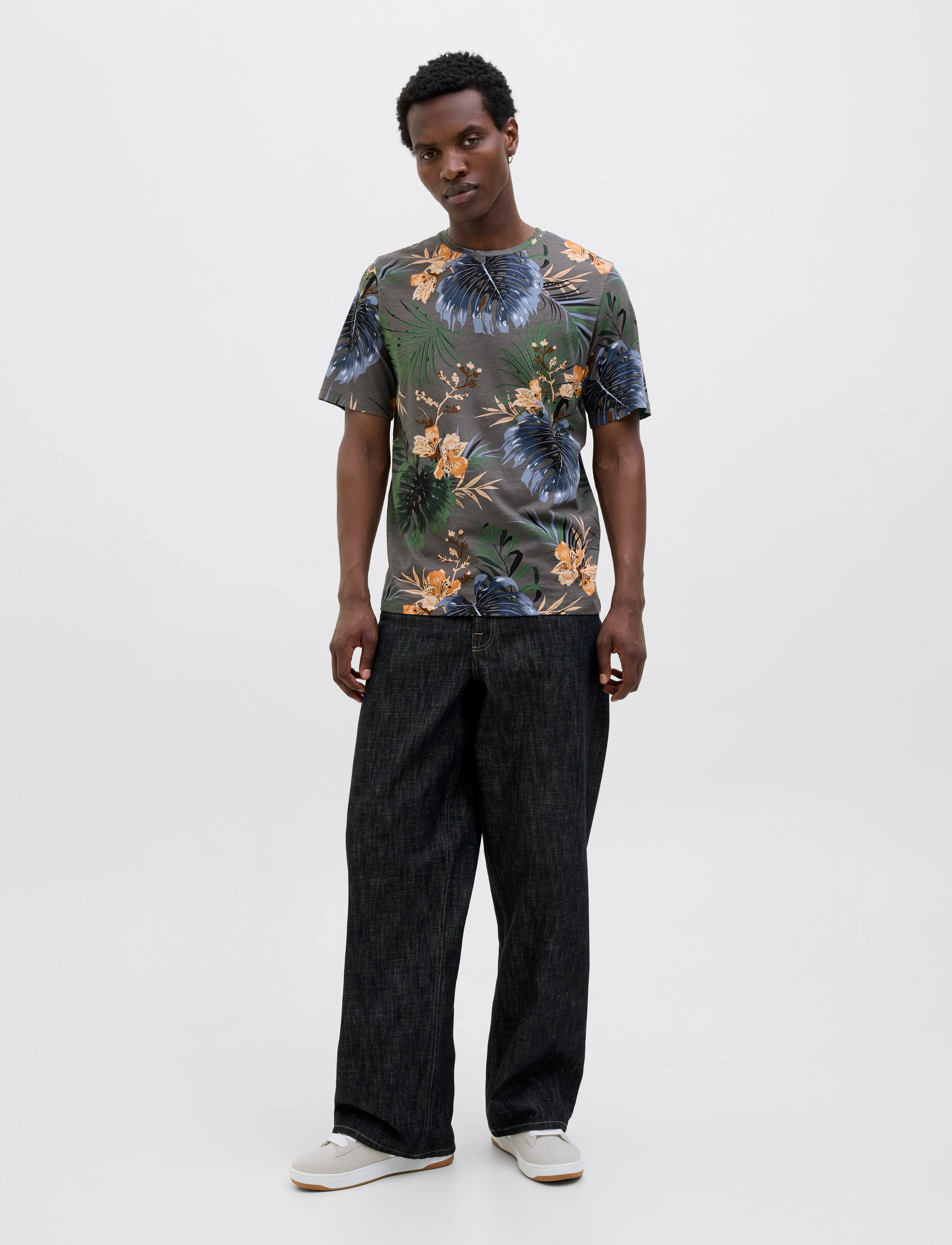 Jack & Jones - JJHAWAII AOP TEE SS CREW NECK - lühikeste varrukatega t-särgid - castlerock - 3