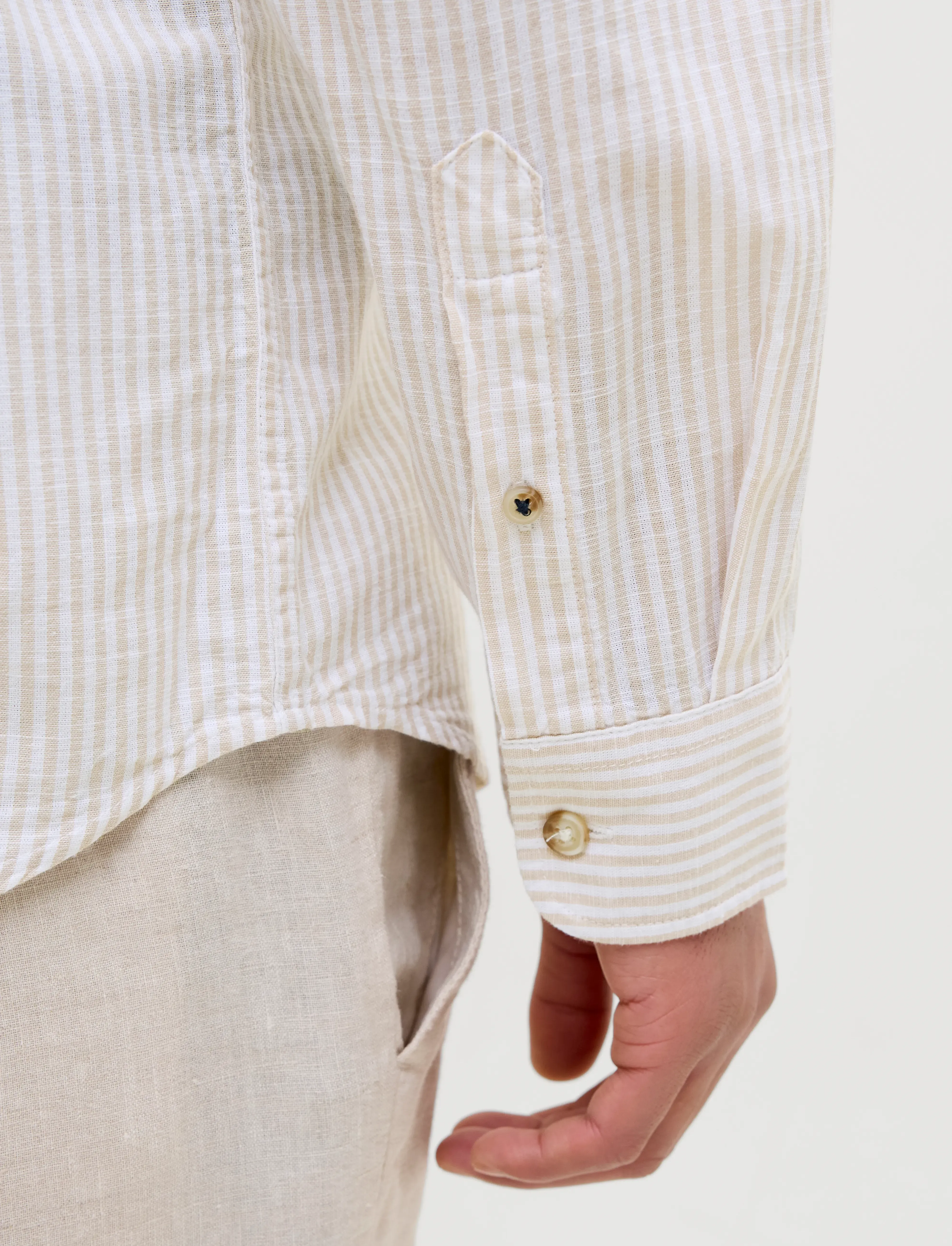 Jack & Jones - JJESUMMER SHIRT LS SN - linen shirts - oxford tan - 4