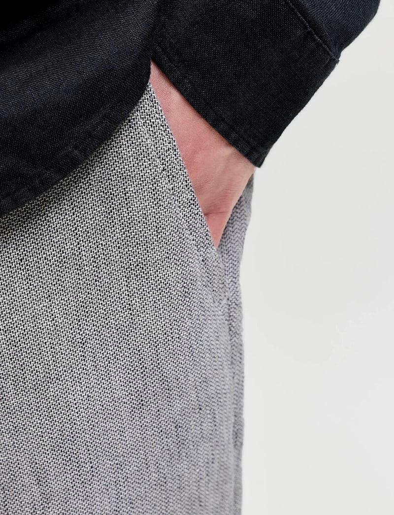 Jack & Jones - JPSTKARL MYKONOS LINEN BLEND CHINO - lininės kelnės - blue indigo - 5