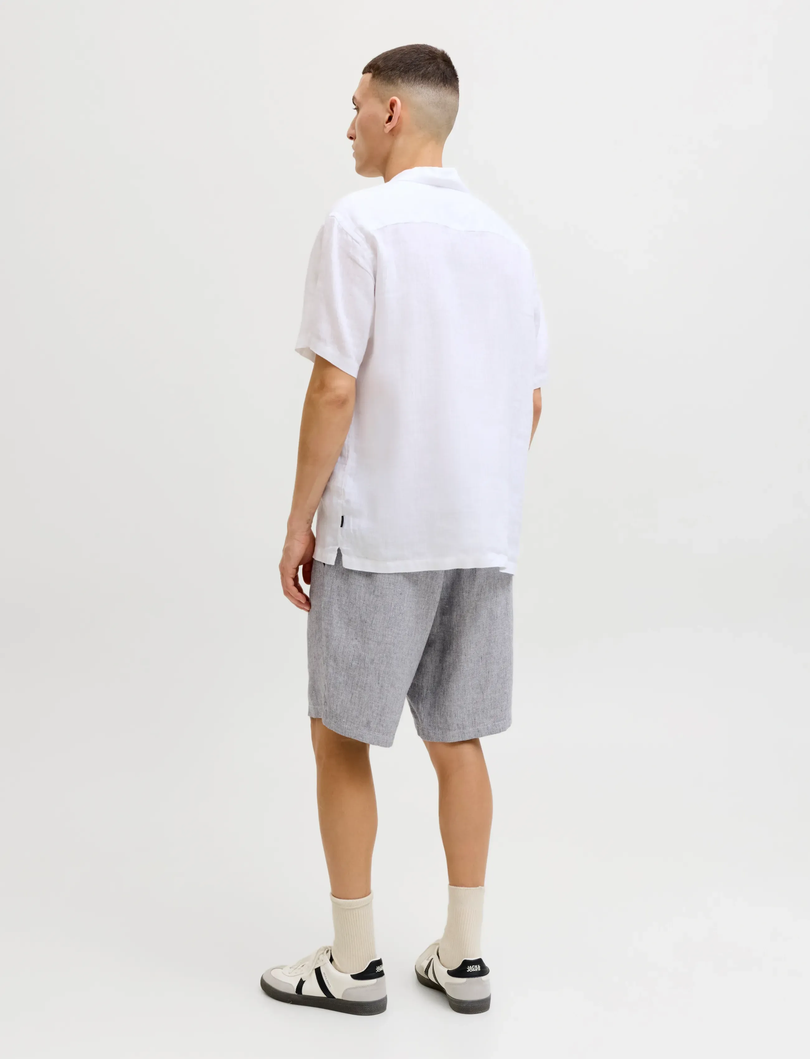 Jack & Jones - JPSTACE MYKONOS LINEN BLEND SHORTS REG - feriefavoritter - blue indigo - 3
