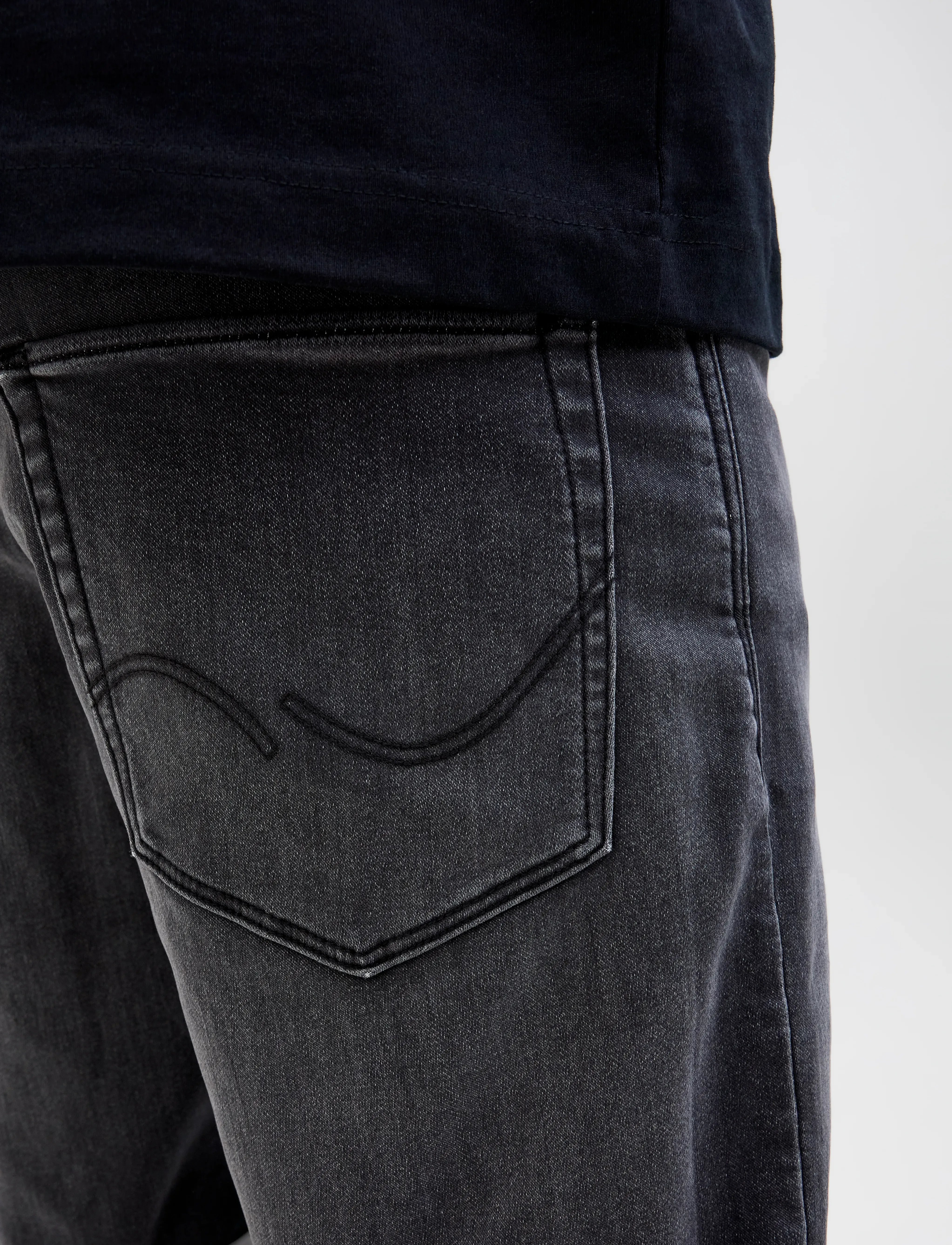 Jack & Jones - JJIRICK JJICON I.K. SHORTS GE 062 SN - jeans shorts - black denim - 5