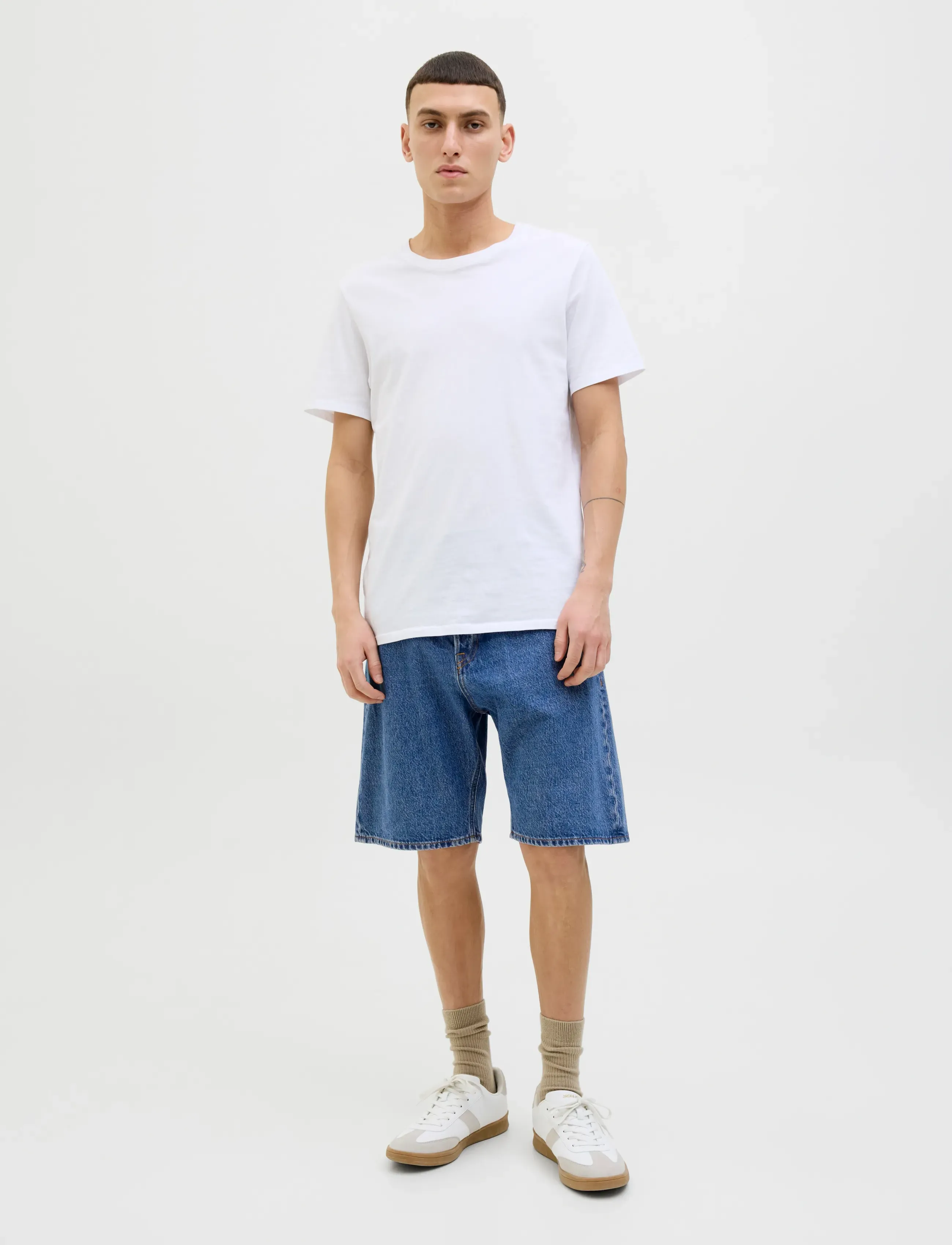 Jack & Jones - JJIALEX JJCLASSIC SHORTS AM 300 SN - džinsiniai šortai - blue denim - 4