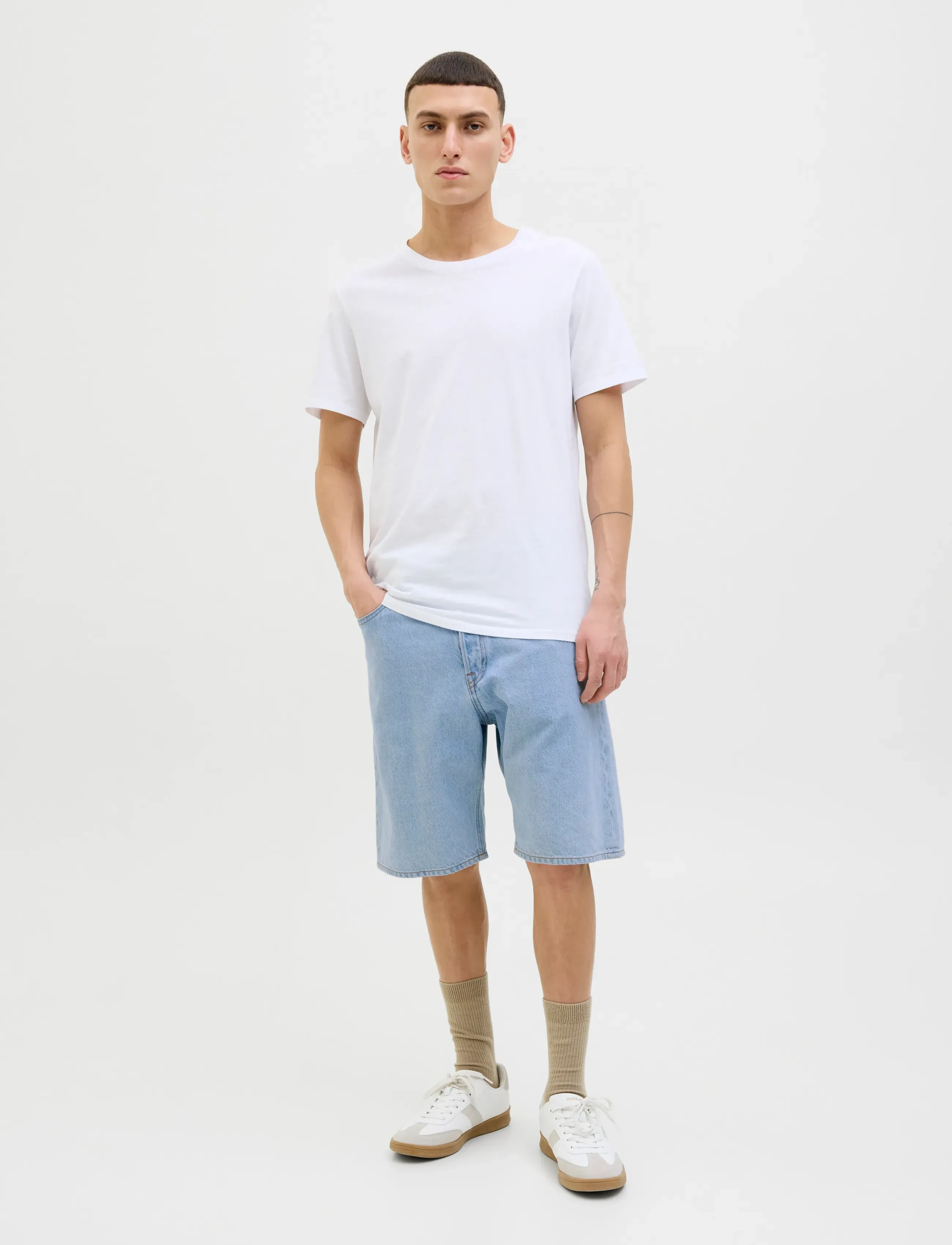 Jack & Jones - JJIALEX JJCLASSIC SHORTS AM 300 SN - short en jean - blue denim - 4