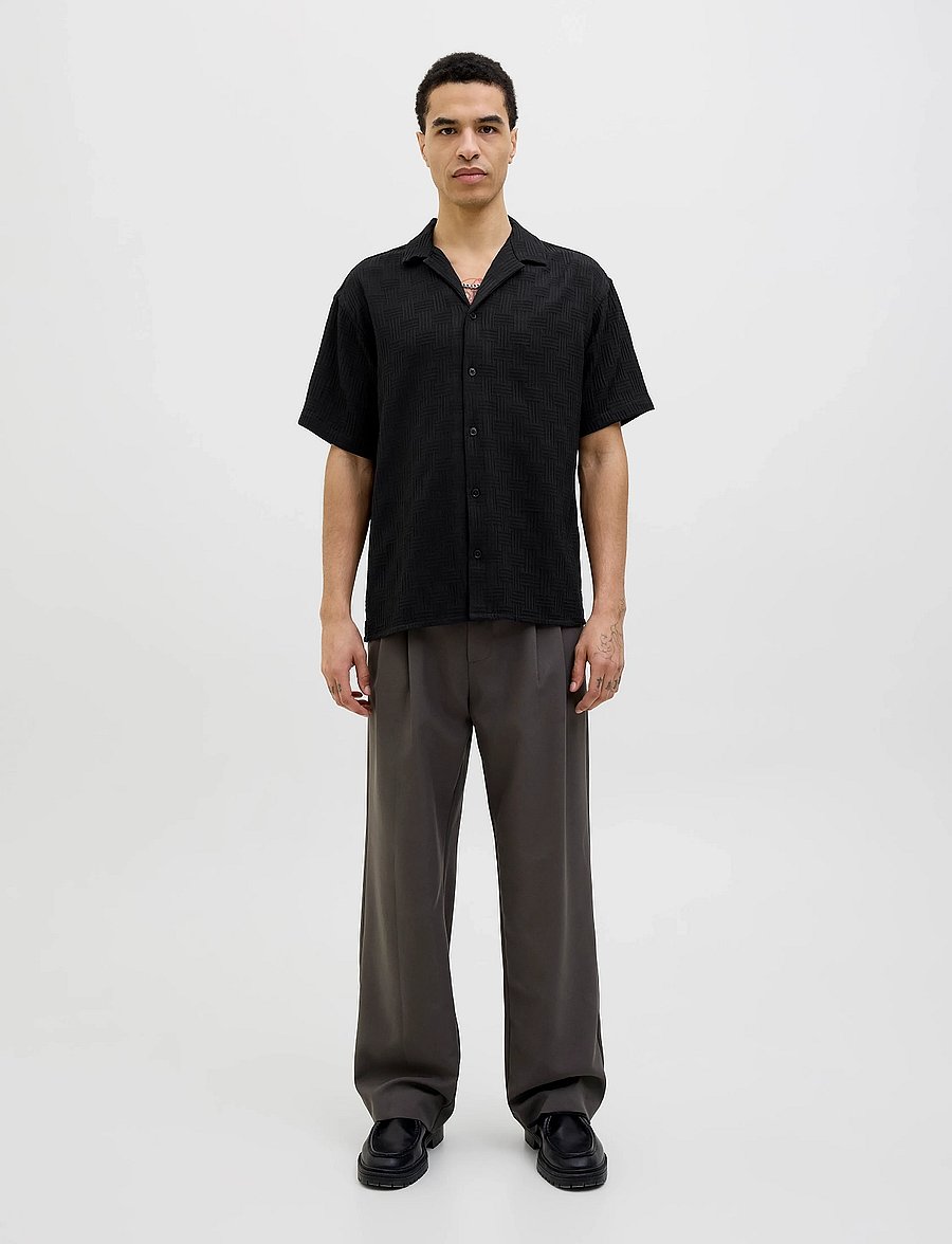 Jack & Jones - JJEMATTEO RESORT SHIRT SS SN - kortærmede skjorter - black - 2