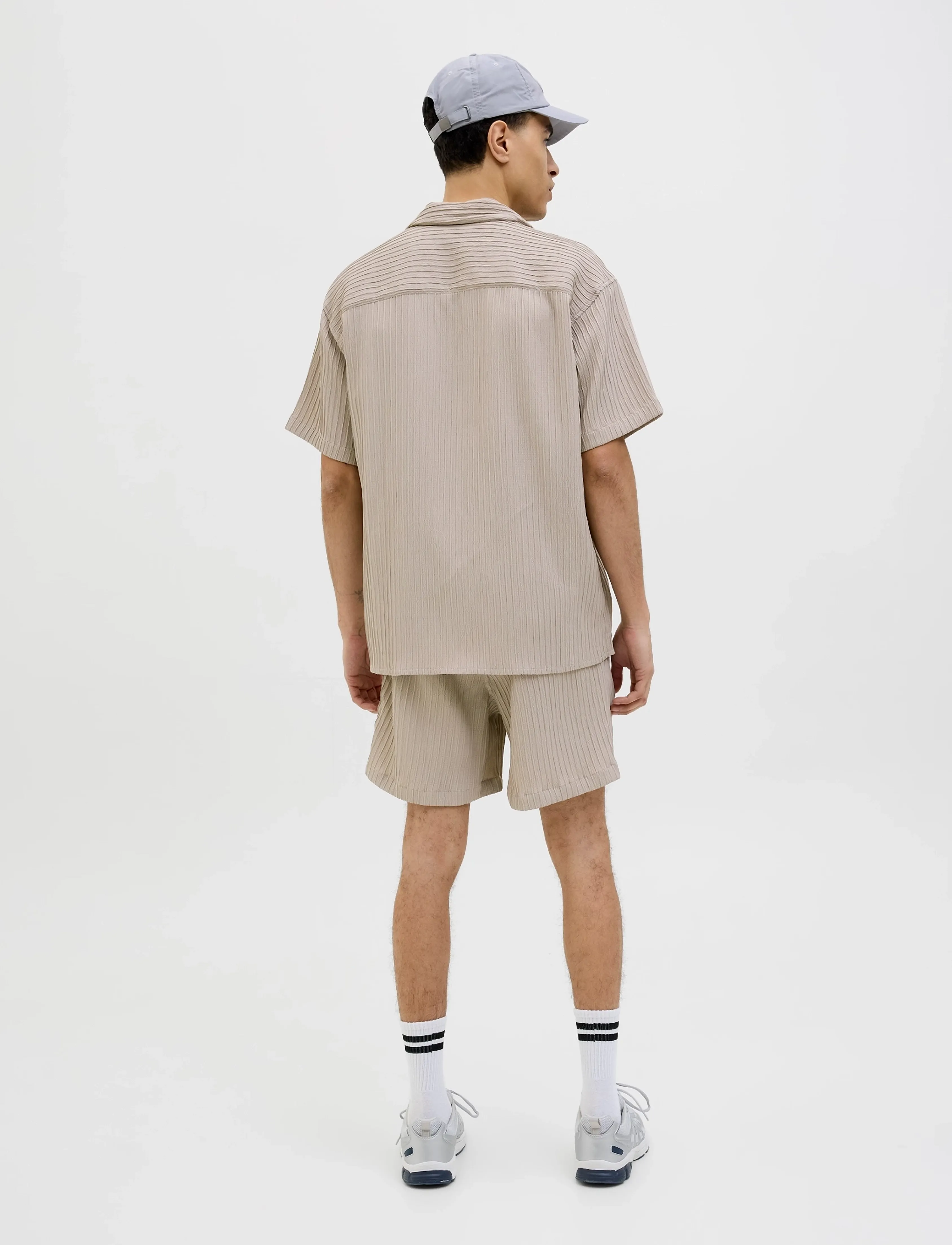 Jack & Jones - JJMASSIMO RESORT SHIRT SS LN - kortermede skjorter - oxford tan - 5