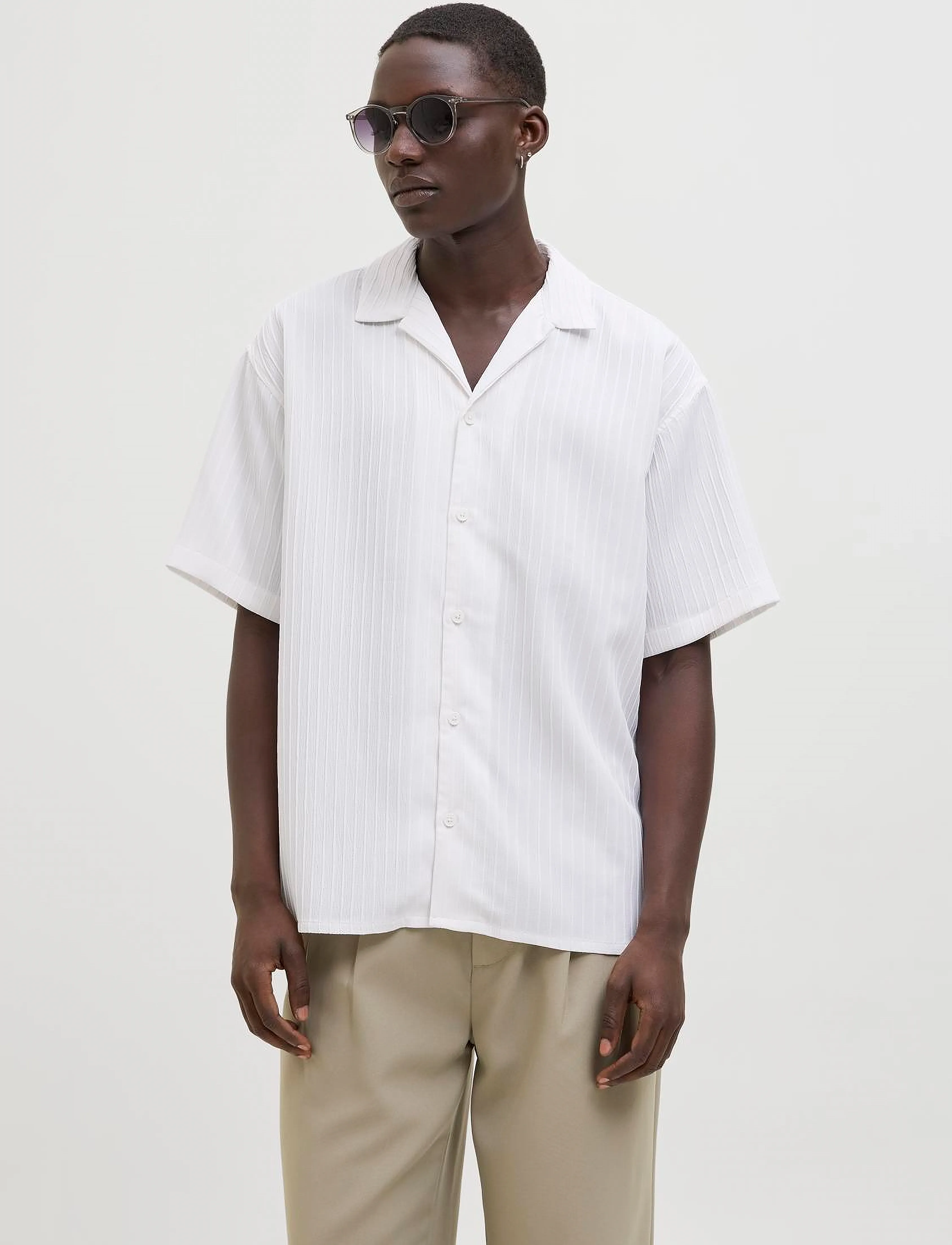 Jack & Jones JJMASSIMO RESORT SHIRT SS LN - Skjorter - WHITE / white