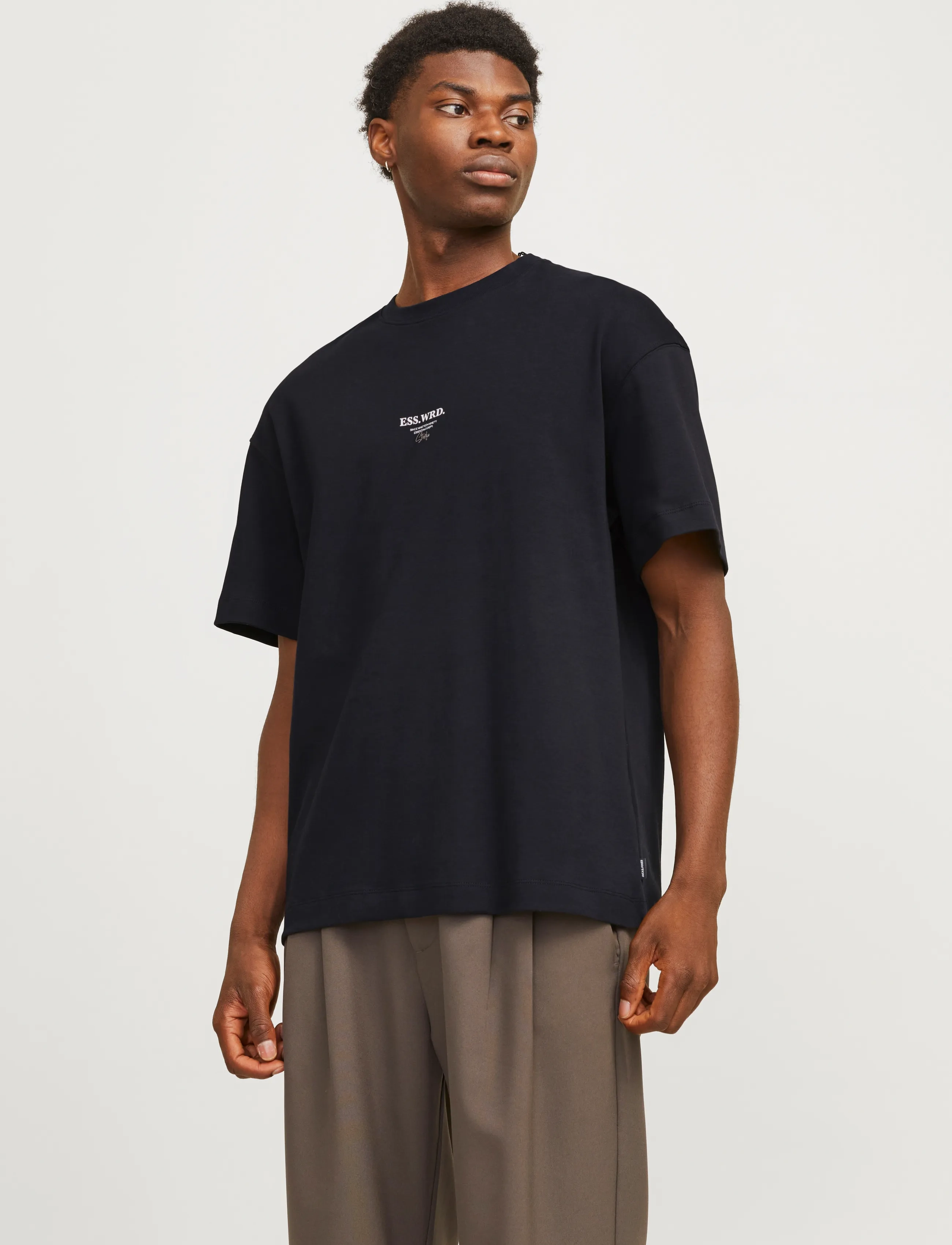 Jack & Jones JJEURBAN EDGE STUDIO TEE SS O-NECK NOOS - T-Shirts - BLACK / black