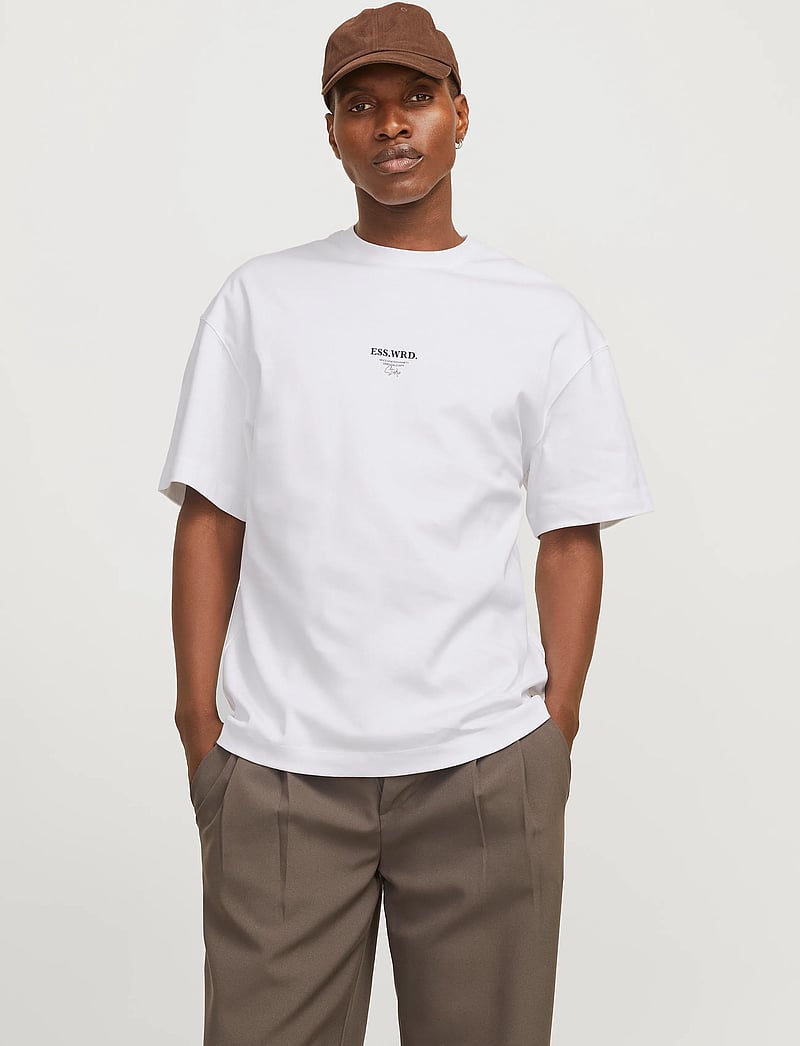 Jack & Jones - JJEURBAN EDGE STUDIO TEE SS O-NECK NOOS - short-sleeved t-shirts - white - 0