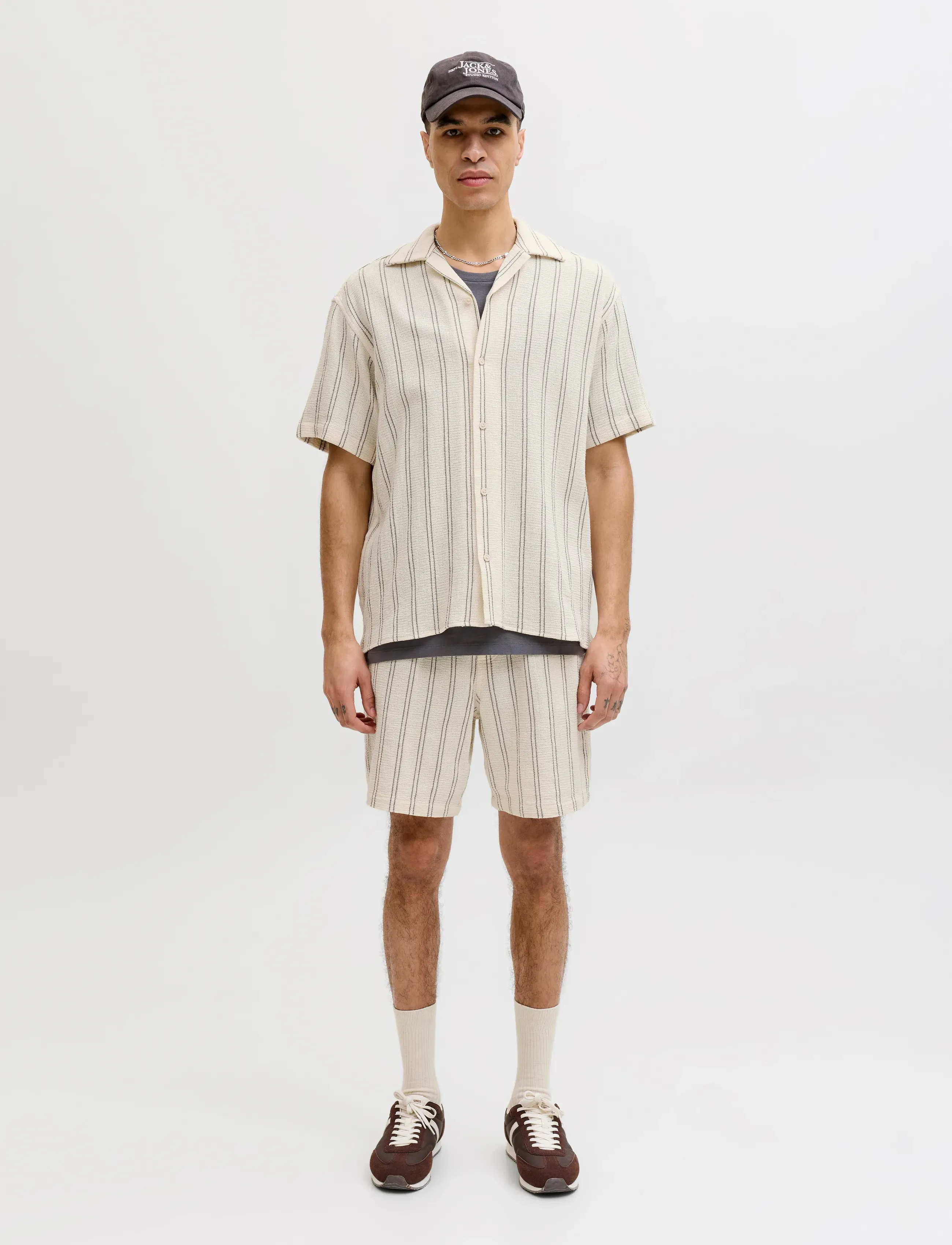 Jack & Jones - JJECOBA STRIPE RESORT SHIRT SS SN - short-sleeved shirts - antique white - 3