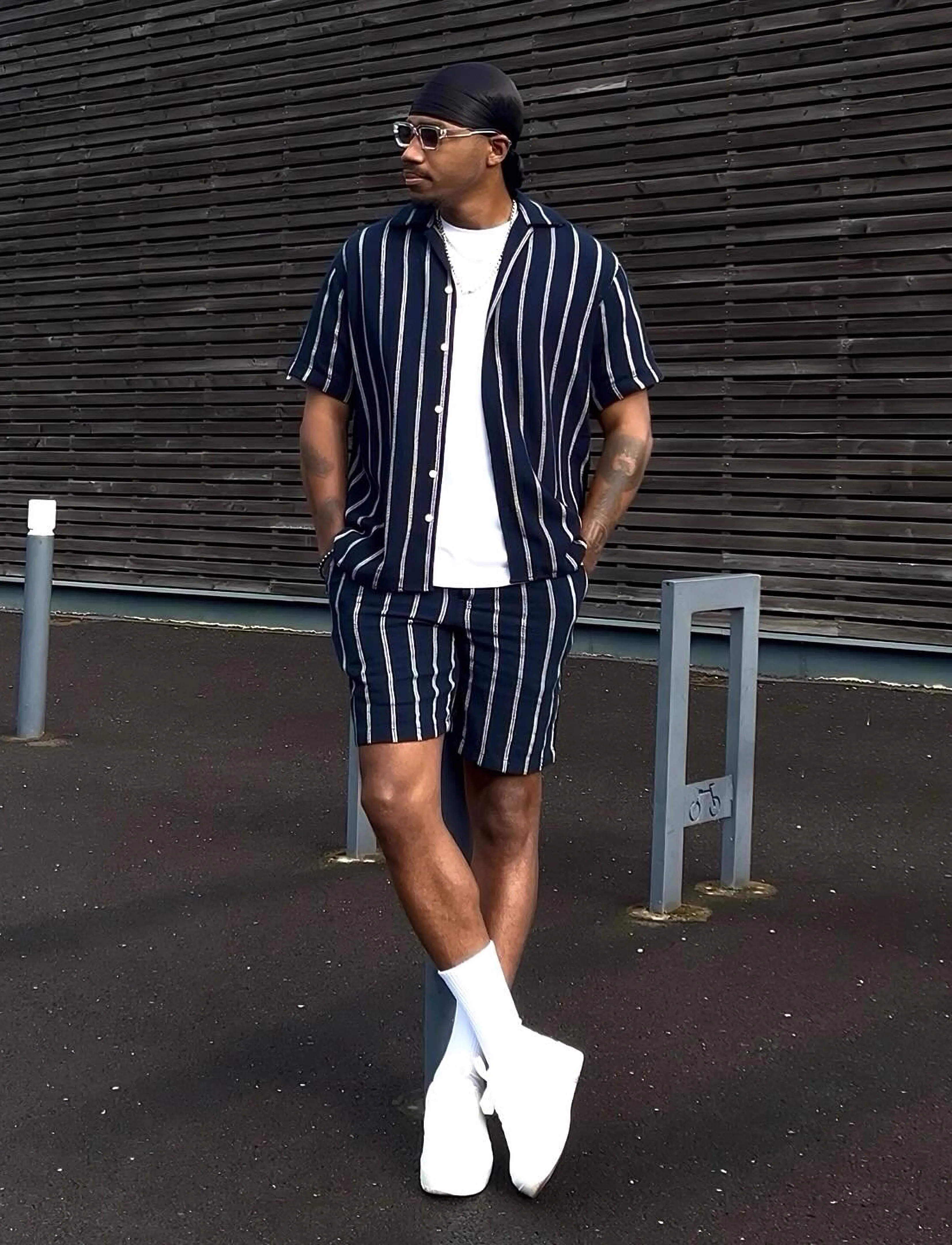 Jack & Jones JJECOBA STRIPE RESORT SHIRT SS SN - Shirts - SKY CAPTAIN / navy