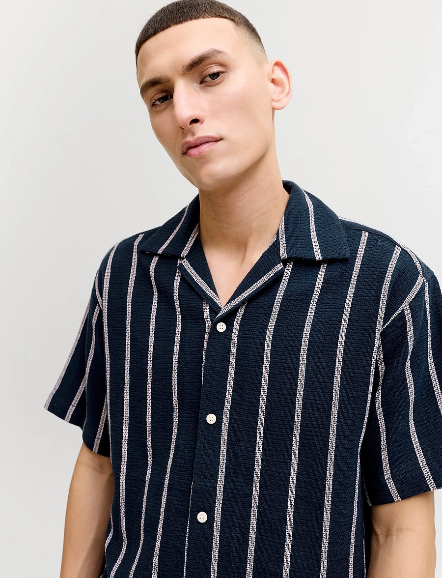 Jack & Jones - JJECOBA STRIPE RESORT SHIRT SS SN - kortærmede skjorter - sky captain - 5