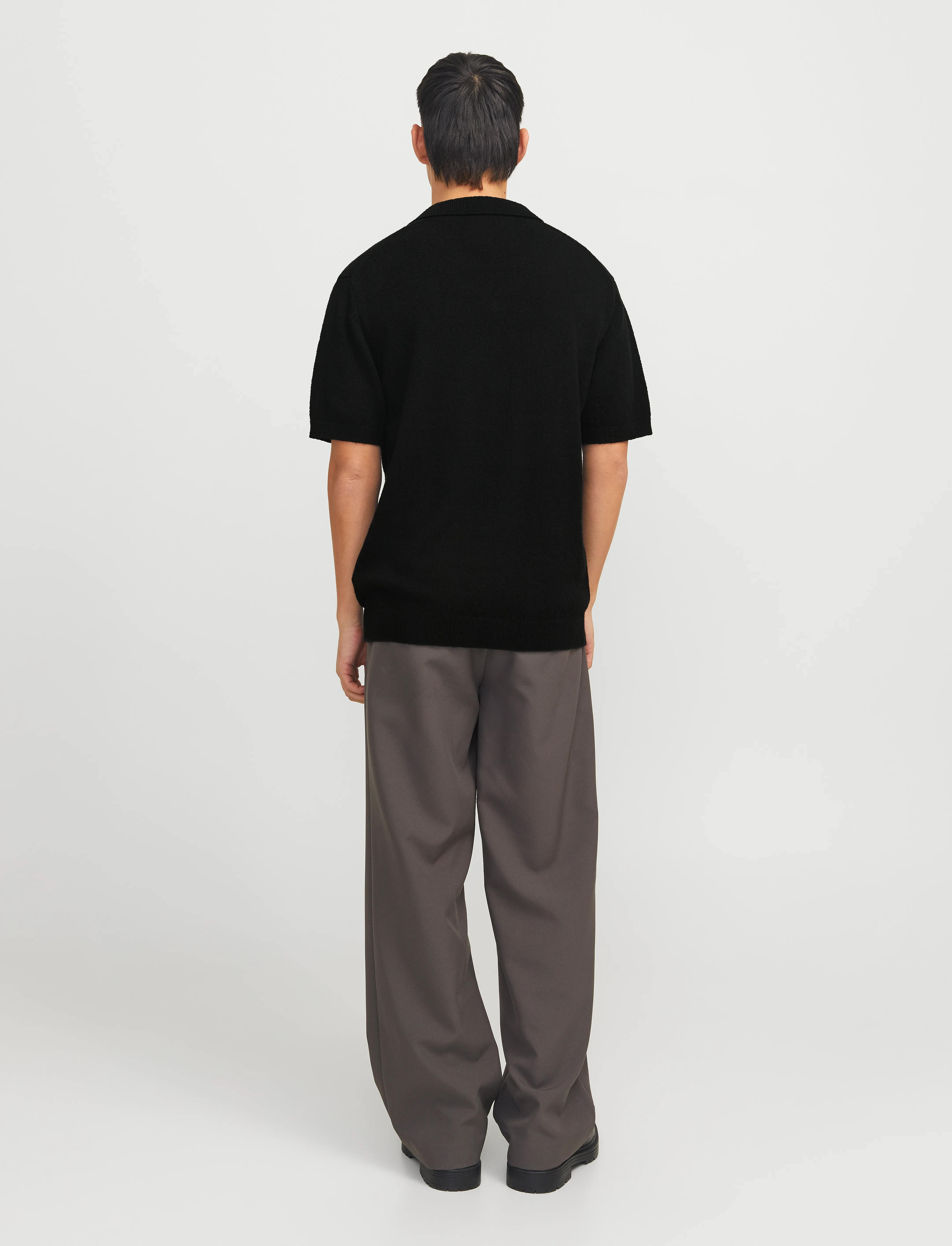 Jack & Jones - JPRCCWILDER KNIT SPLIT NECK - kootud polosärgid - black - 3