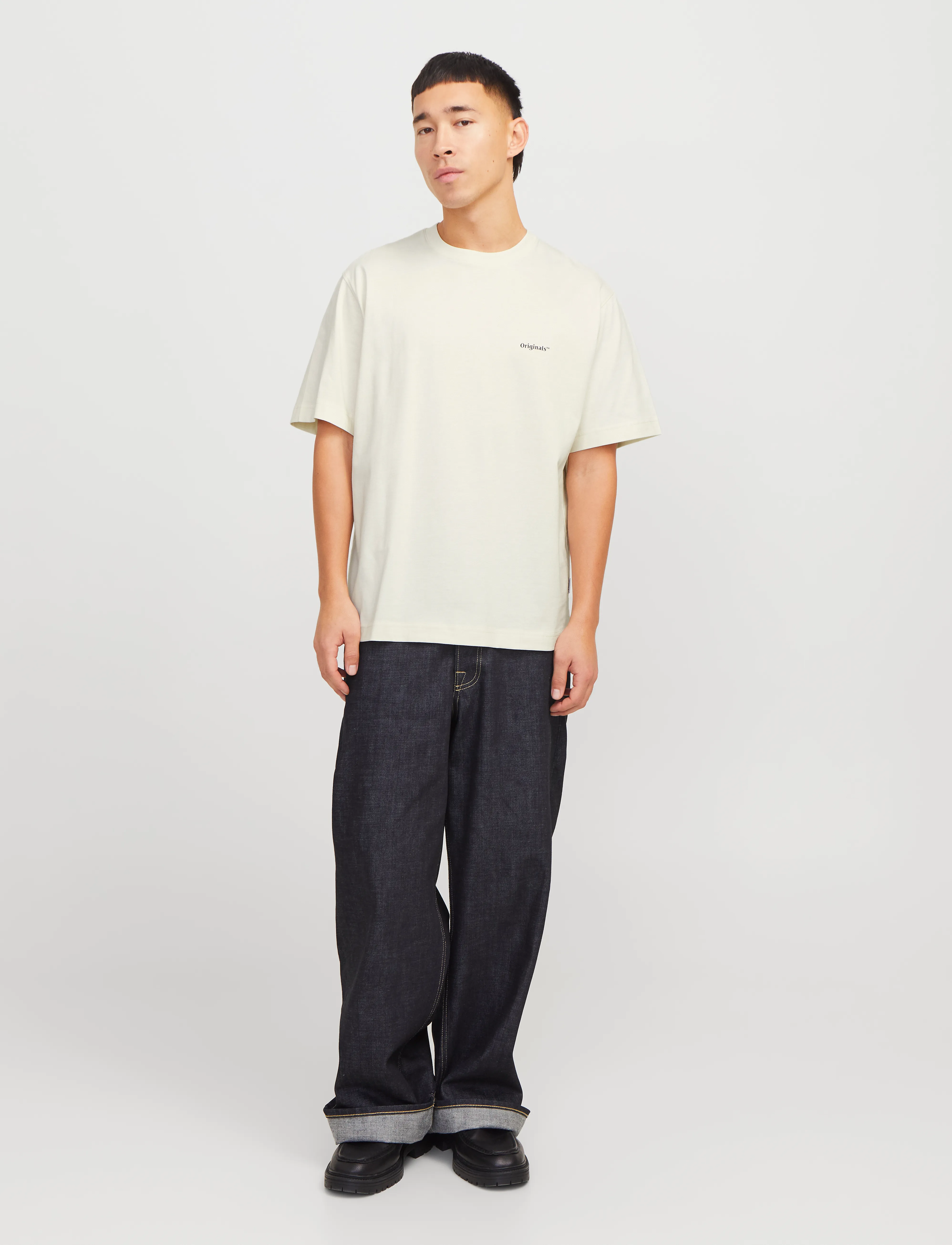 Jack & Jones JORPAROS EASTER SKETCH TEE SS CREW N LN - Tøj - ANTIQUE WHITE / cream