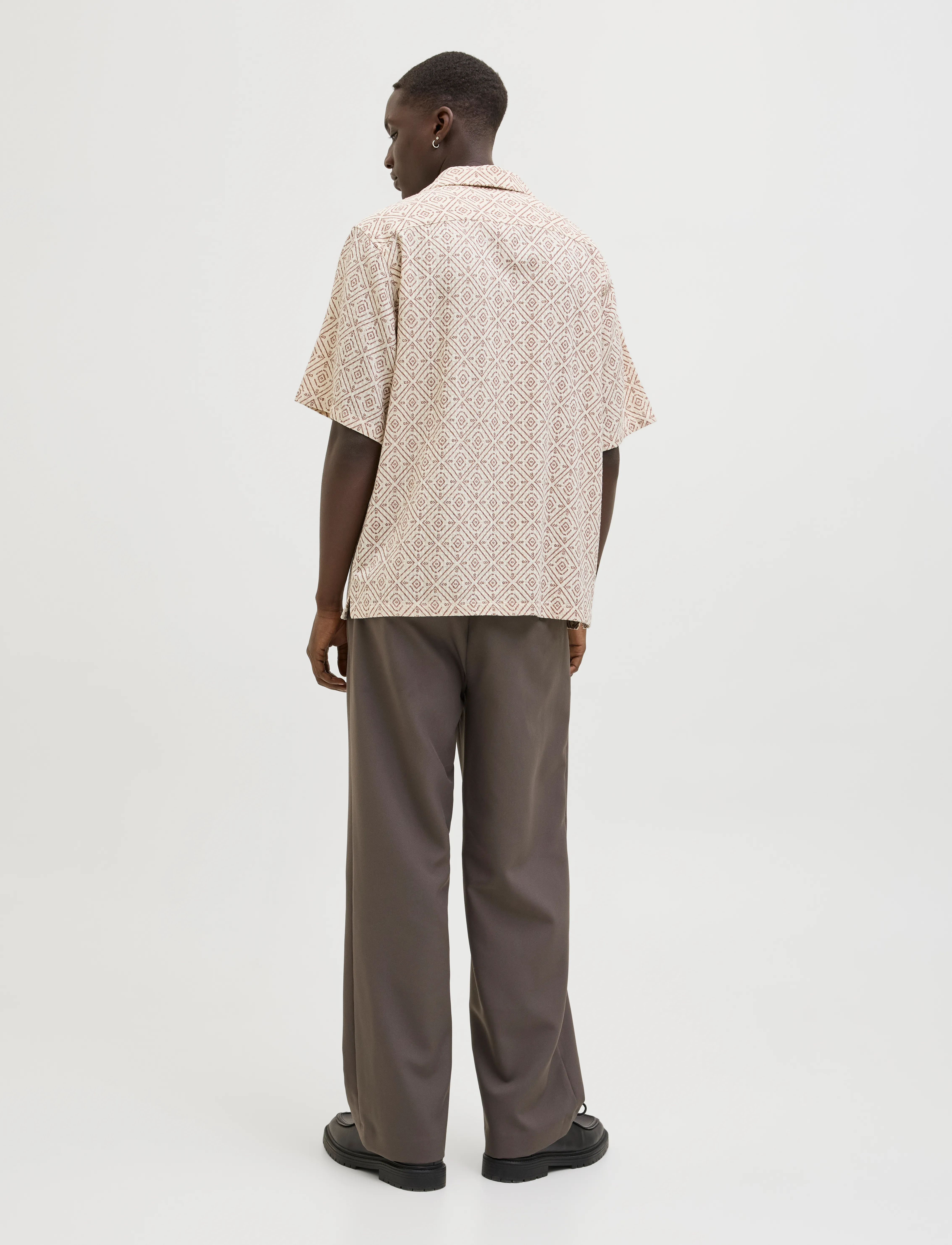 Jack & Jones - JPRBLUVINCENT PRINT RESORT S/S SHIRT SN - stutterma skyrtur - oatmeal - 2