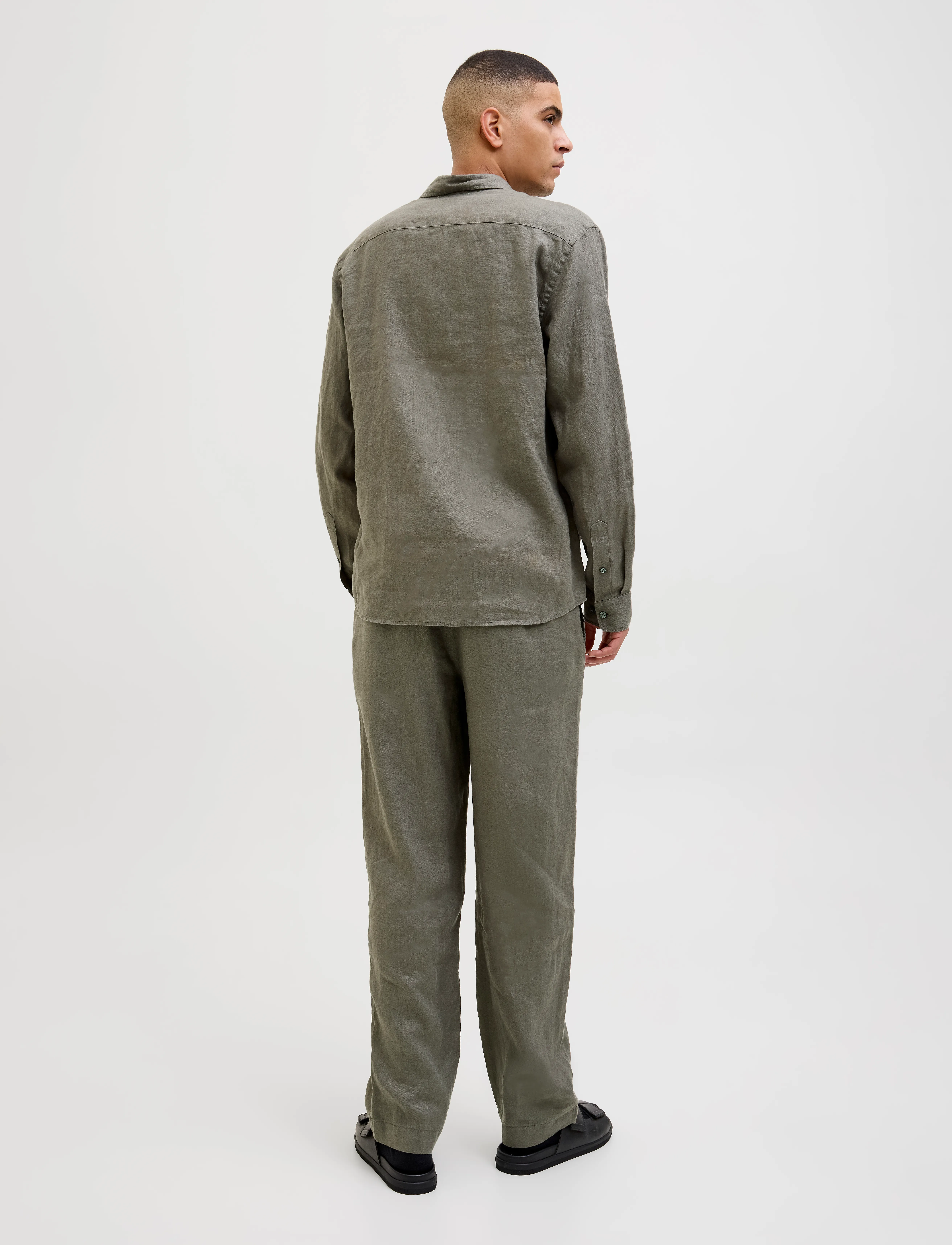 Jack & Jones - JPRCCLAWRENCE LINEN L/S SHIRT SN - tea leaf - 2