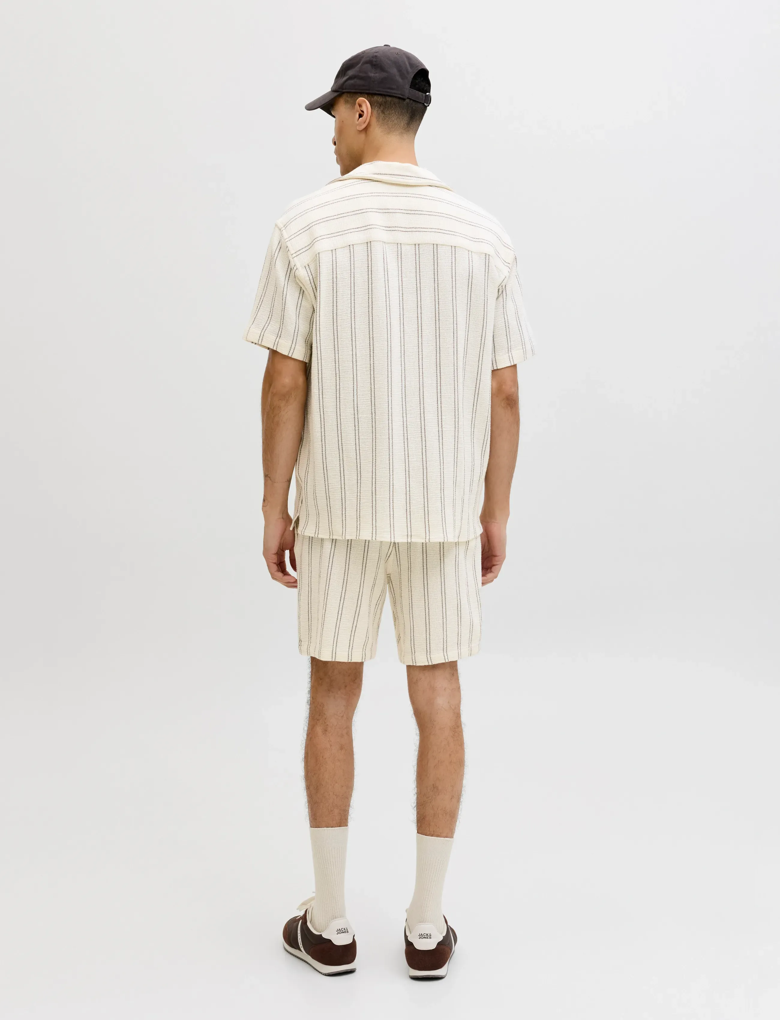Jack & Jones - JPSTJAIDEN COBA STRIPE JOG SHORTS REG SN - ikdienas šorti - antique white - 3
