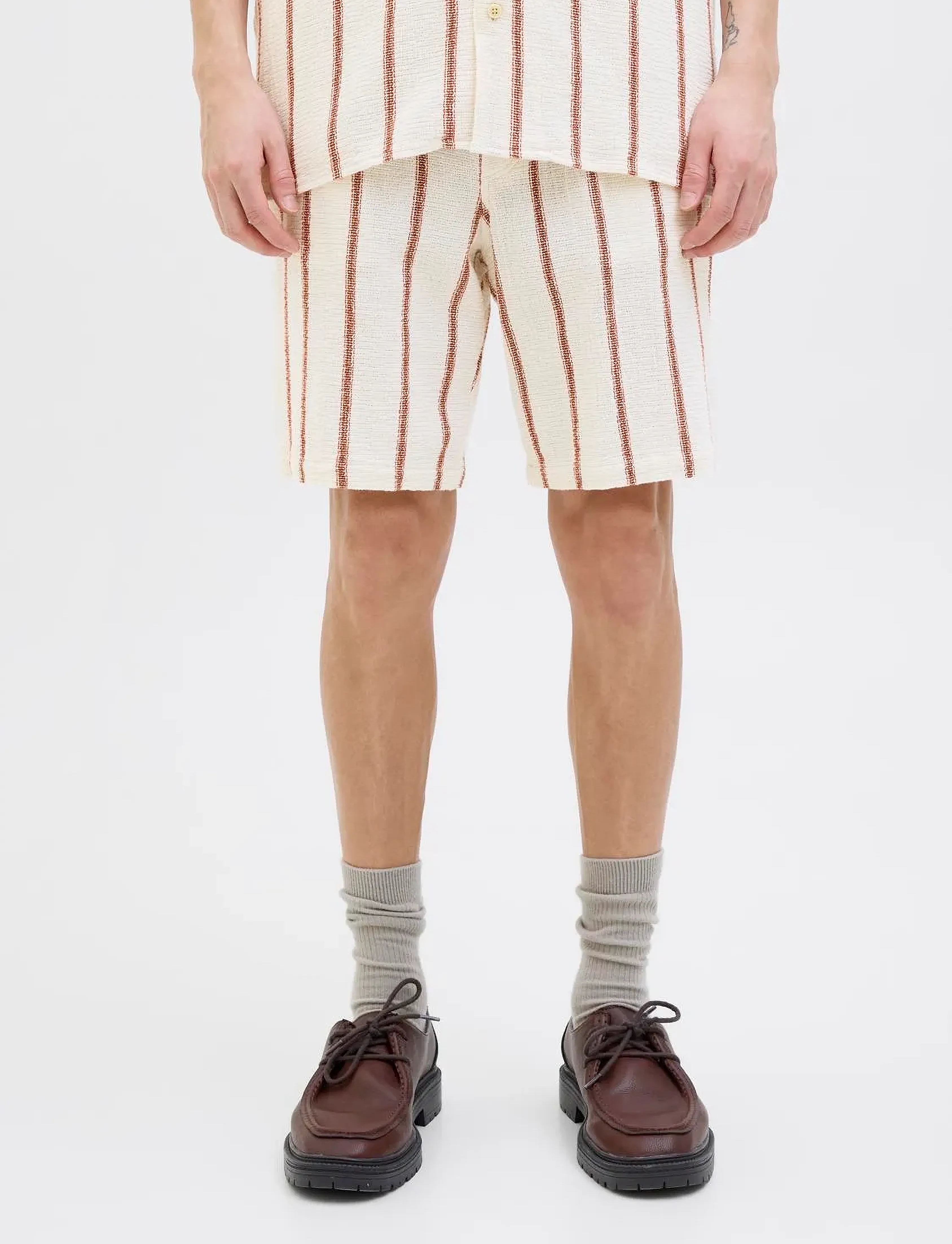Jack & Jones JPSTJAIDEN COBA STRIPE JOG SHORTS REG SN - Kollektionen - ARABIAN SPICE / beige