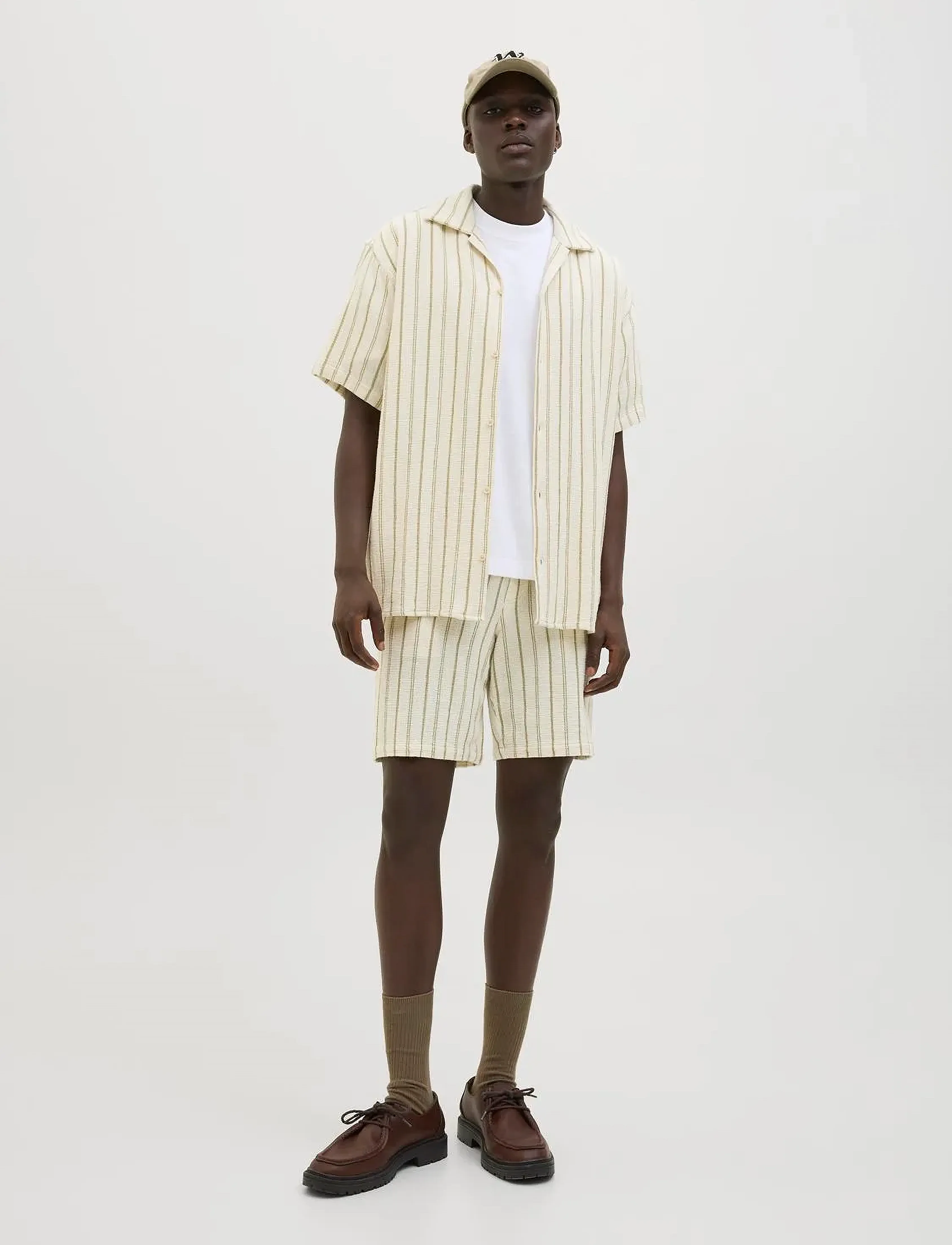 Jack & Jones - JPSTJAIDEN COBA STRIPE JOG SHORTS REG LN - casual shorts - cedar - 3