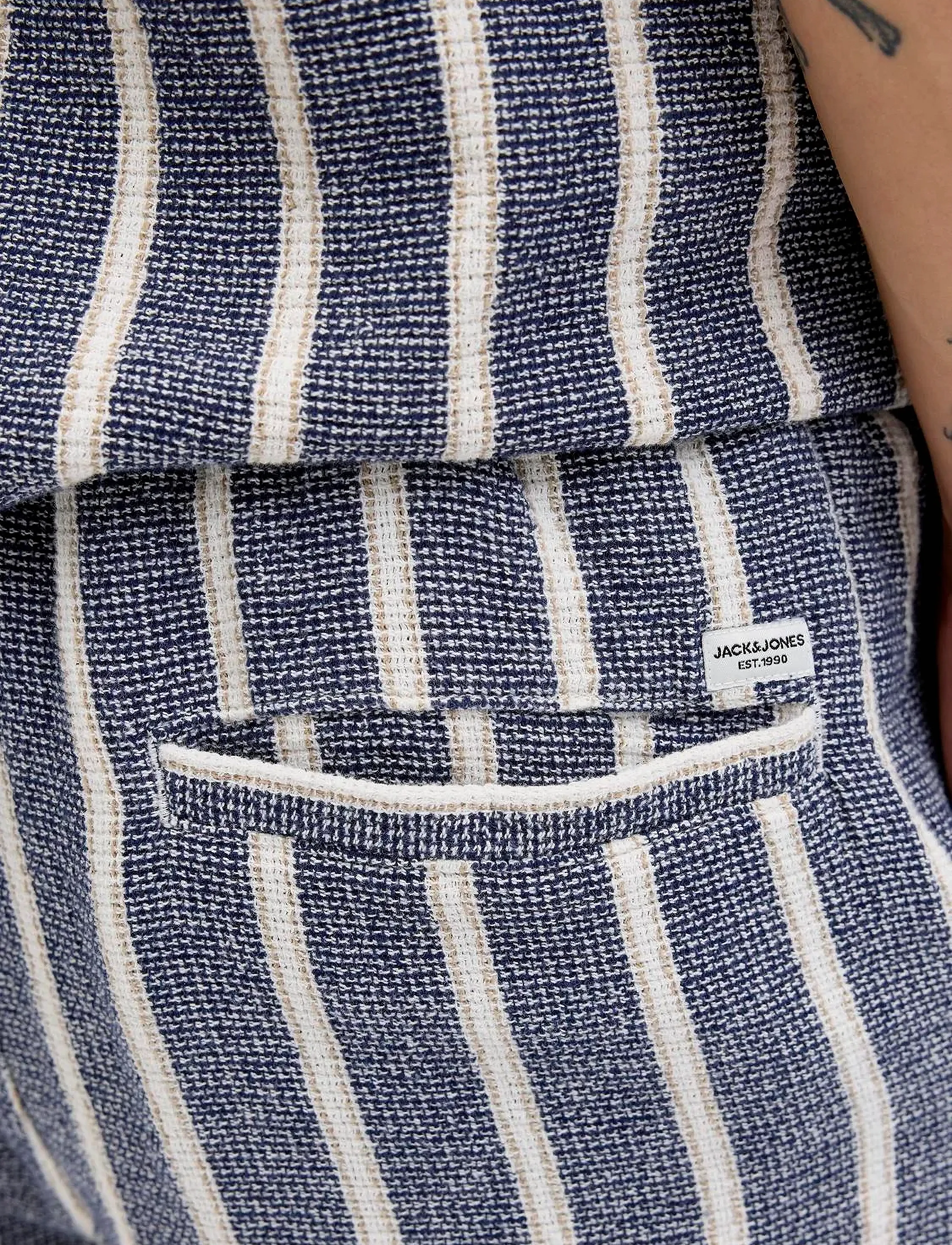Jack & Jones - JPSTJAIDEN COBA STRIPE JOG SHORTS REG LN - casual shorts - ocean cavern - 5