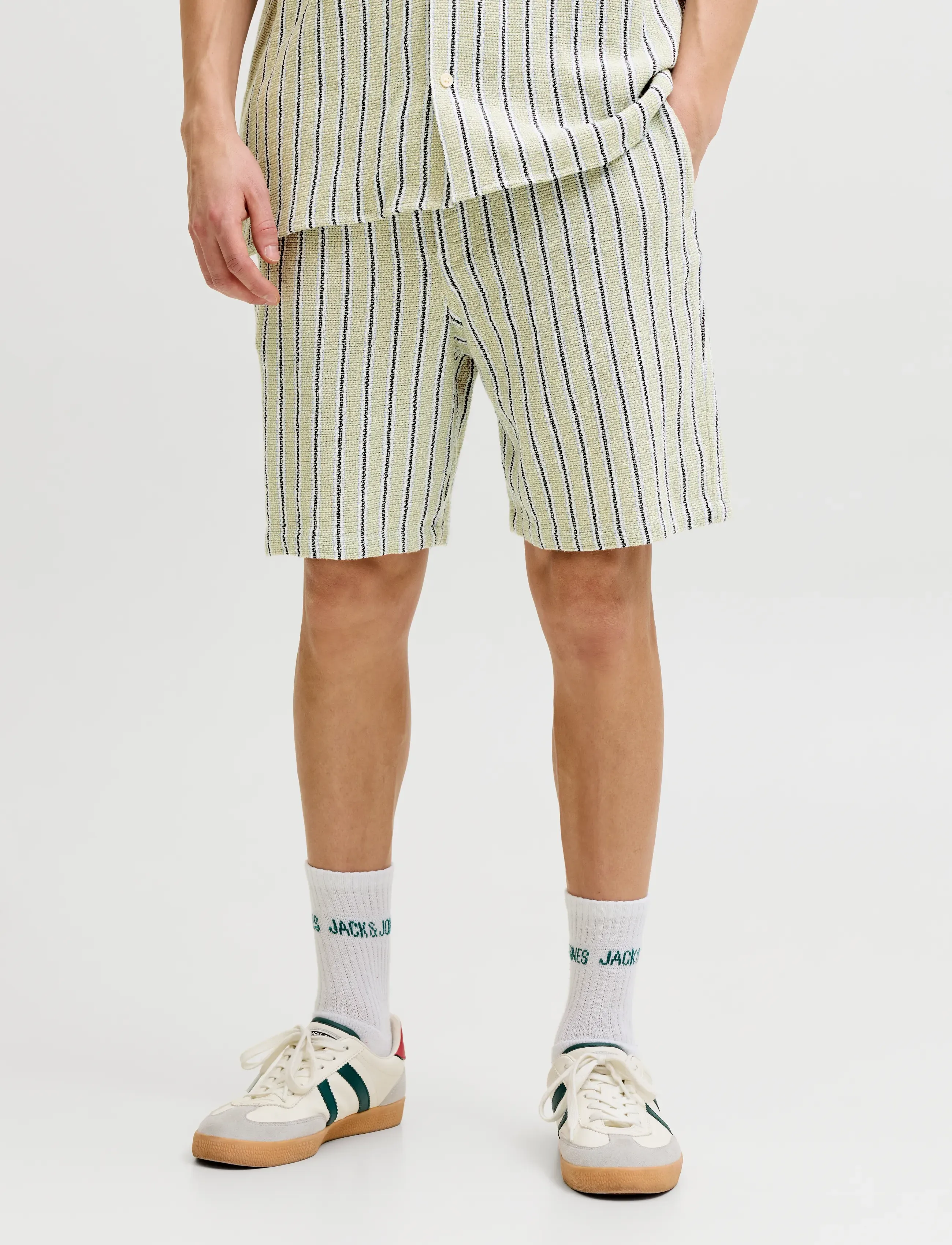 Jack & Jones Jpstjaiden Coba Stripe Jog Short Srt Sn, L, Multi/patterned, Shorts > Svedeshorts, Herre
