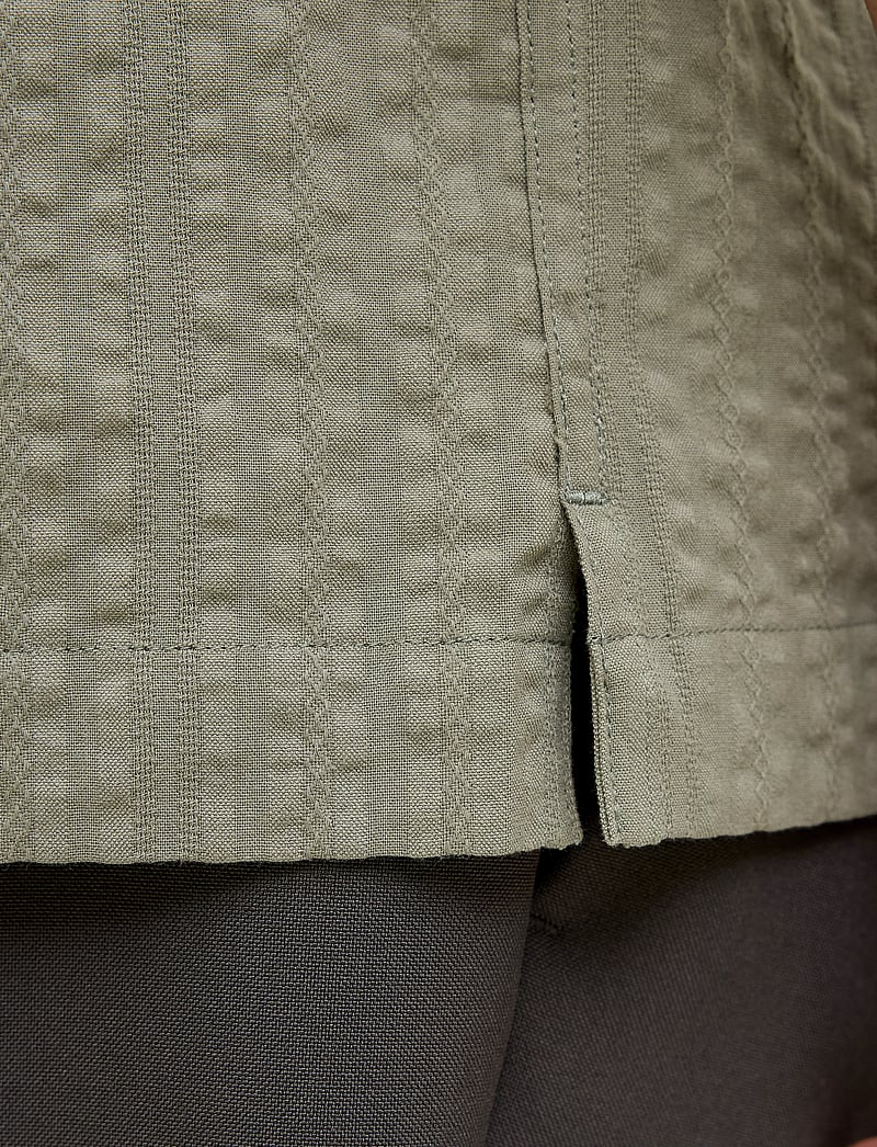 Jack & Jones - JPRCCEASTON SEERSUCKER S/S SHIRT LN - linneskjortor - vetiver - 4