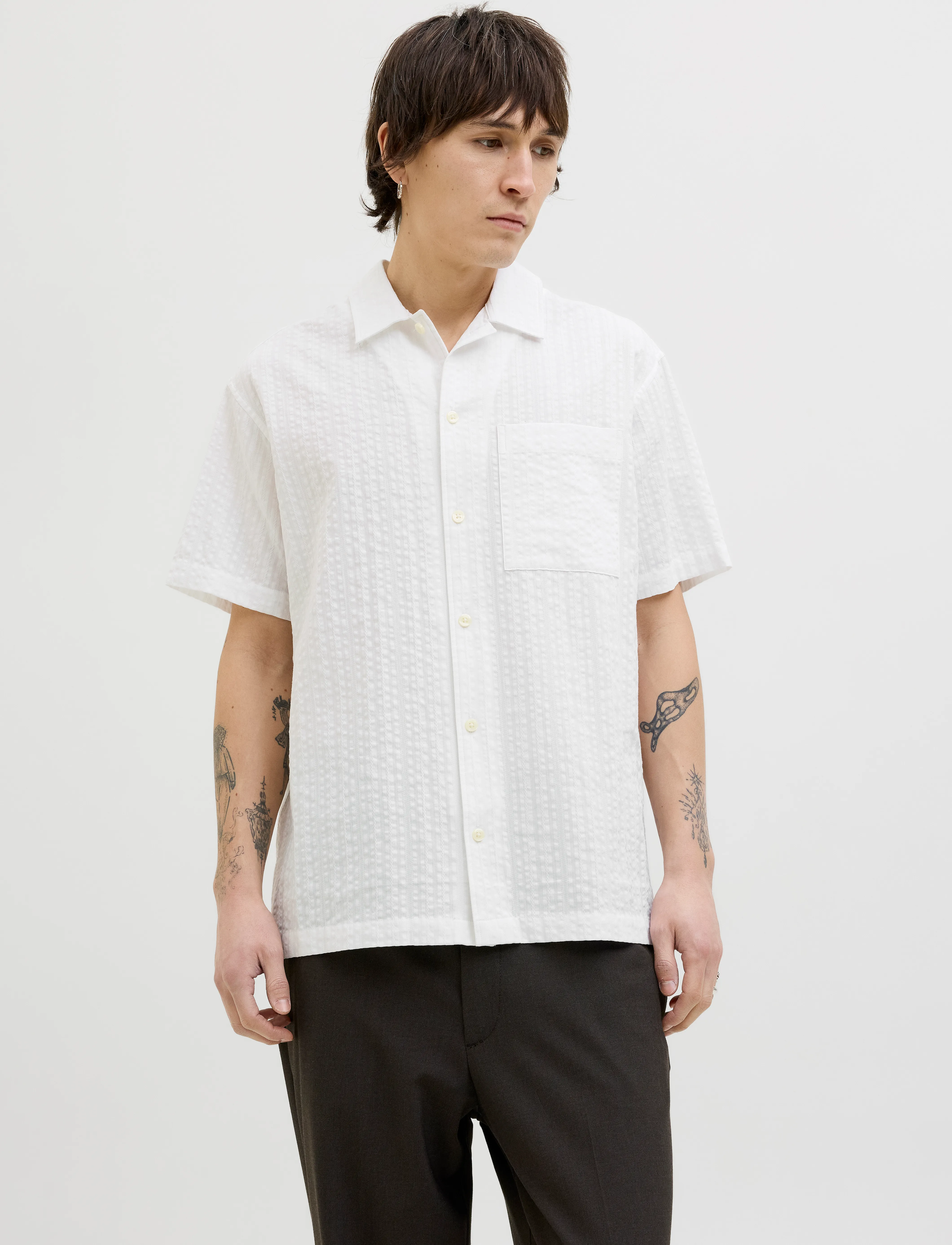 Jack & Jones JPRCCEASTON SEERSUCKER S/S SHIRT LN - Skjorter - WHITE / white