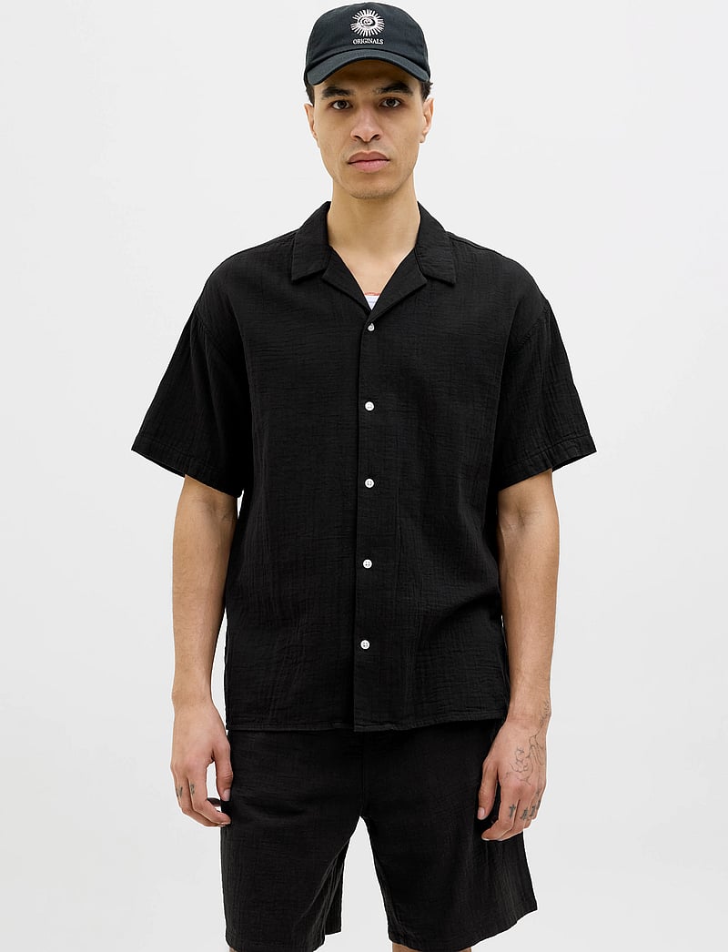 Jack & Jones - JOREASTER PATRAS RESORT SHIRT SS LN - kortärmade skjortor - black - 0