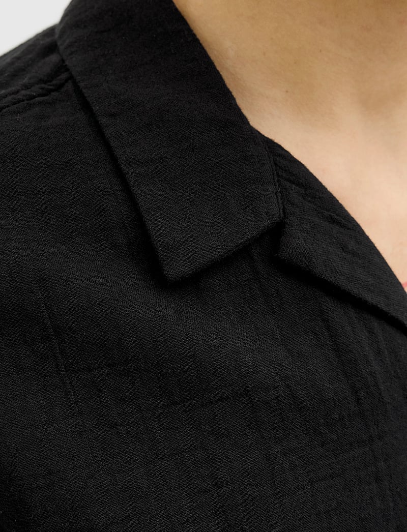 Jack & Jones - JOREASTER PATRAS RESORT SHIRT SS LN - kortärmade skjortor - black - 5