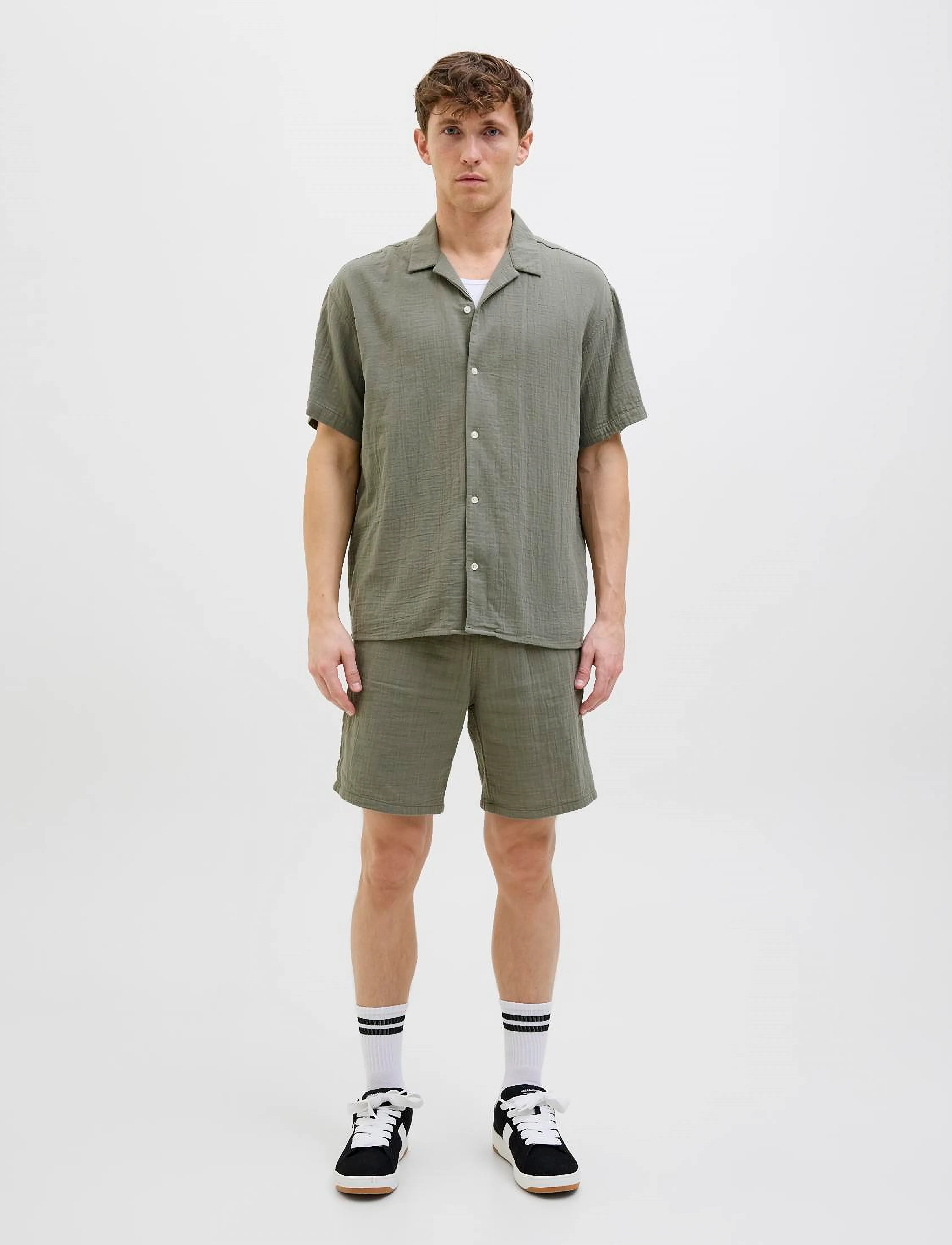 Jack & Jones - JOREASTER PATRAS RESORT SHIRT SS LN - kortærmede skjorter - mulled basil - 3