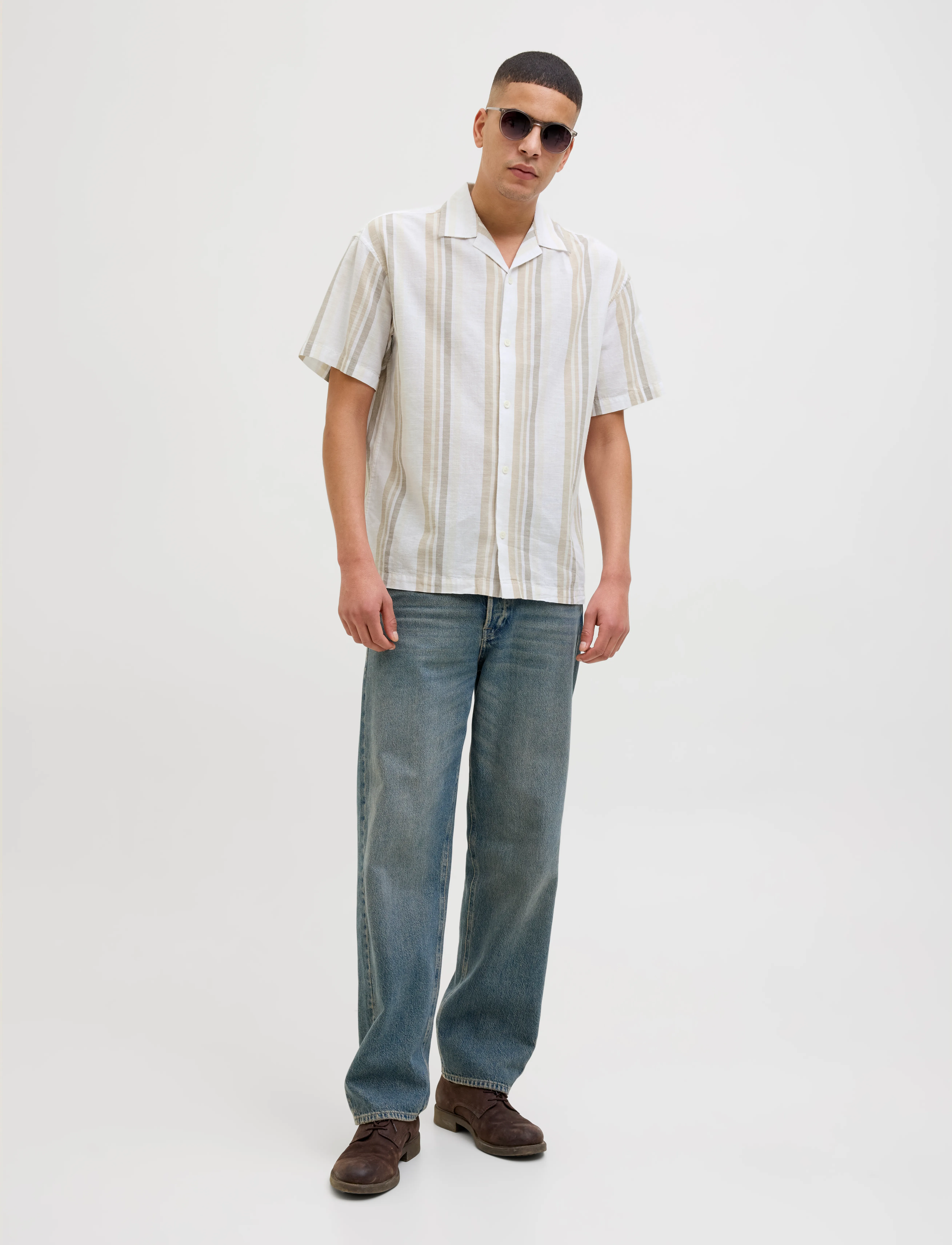 Jack & Jones - JPRCCSUMMER STRIPE RESORT S/S SHIRT SN - koszule lniane - travertine - 4
