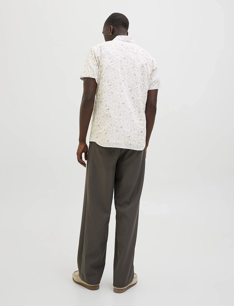 Jack & Jones - JPRBLASUMMER PRINT S/S SHIRT SN - linskjorter - cloud dancer - 2