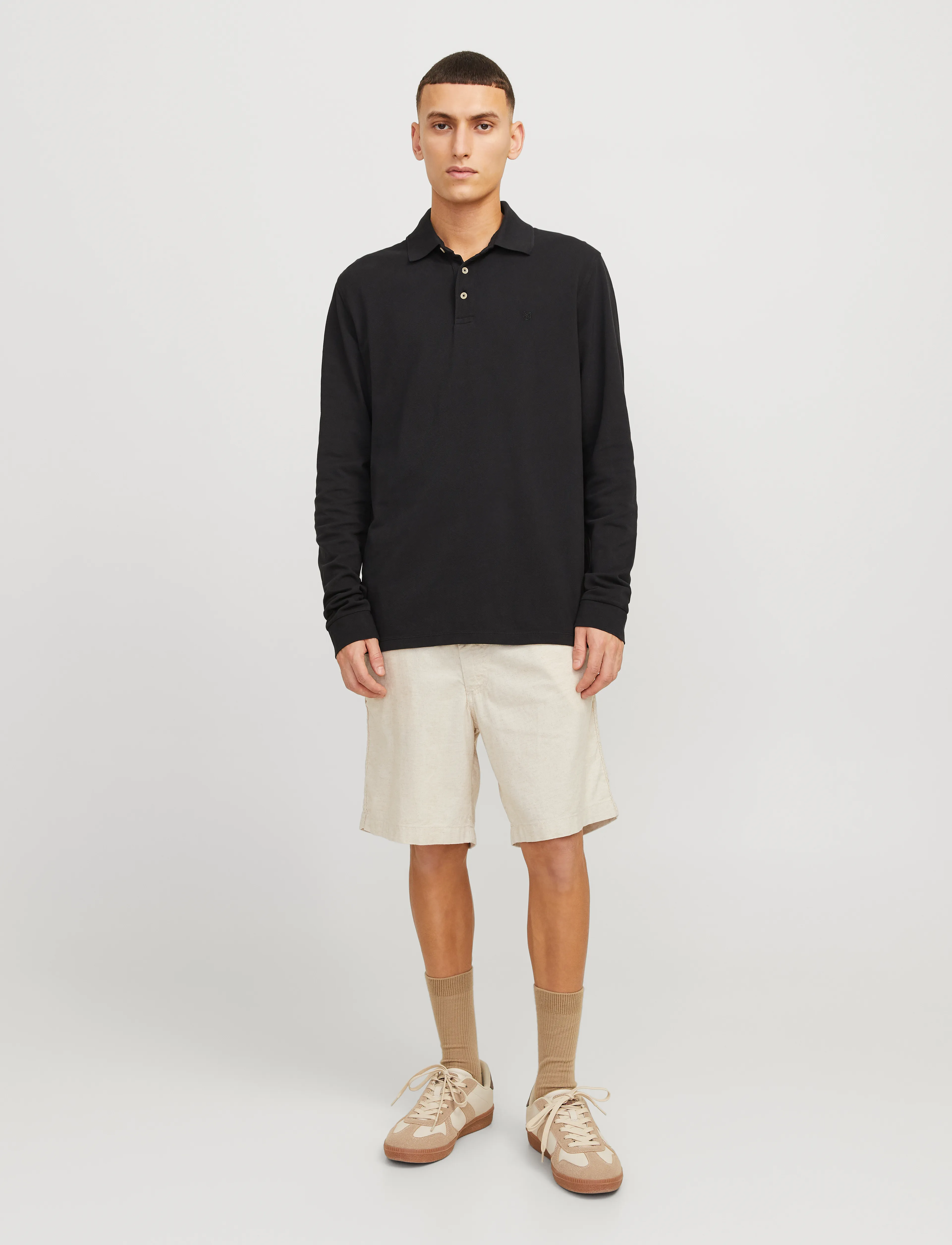 Jack & Jones - JPSTJAIDEN CAMPAIGN HYBRIDBONDISHORT SRT - linen shorts - moonbeam - 4