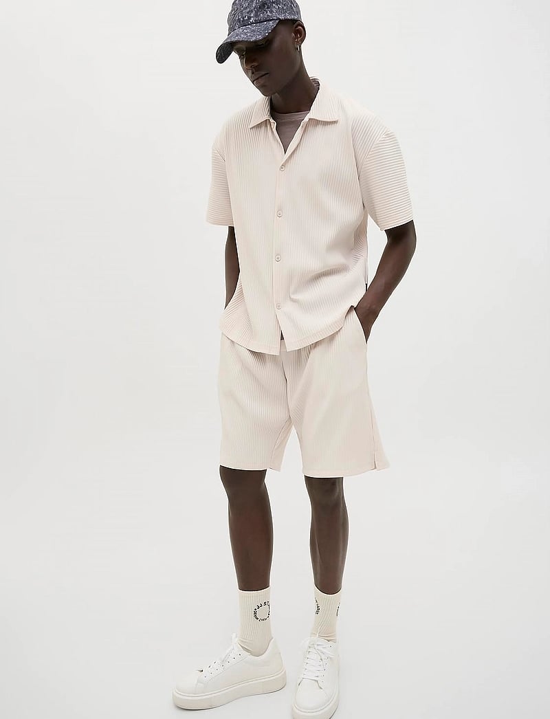 Jack & Jones - JPSTKARL INTERLUDE PLISSE SHORTS MID - sweatshorts - moonbeam - 5