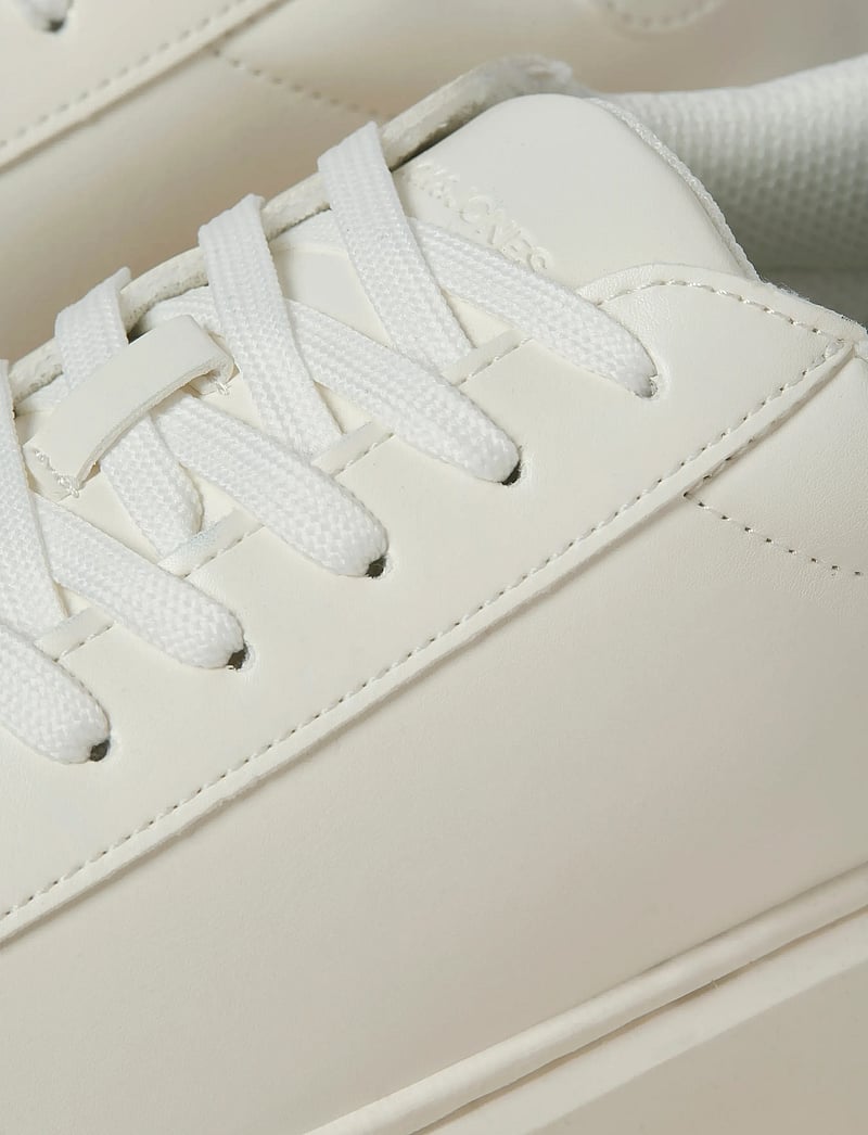 Jack & Jones - JFWASPIRE CUPSOLE PU SNEAKER NOOS - laisvalaikio batai žemu aulu - white - 5