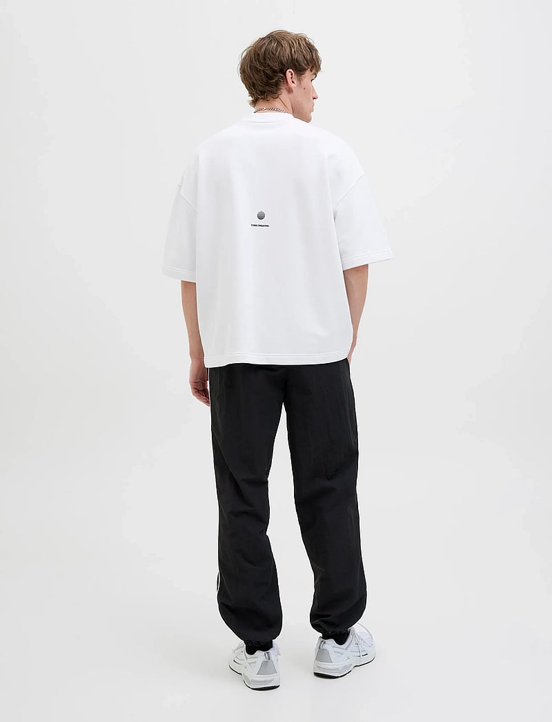 Jack & Jones - JCOINFINITY PRINT BACK SWEAT SS - kurzärmelig - bright white - 3