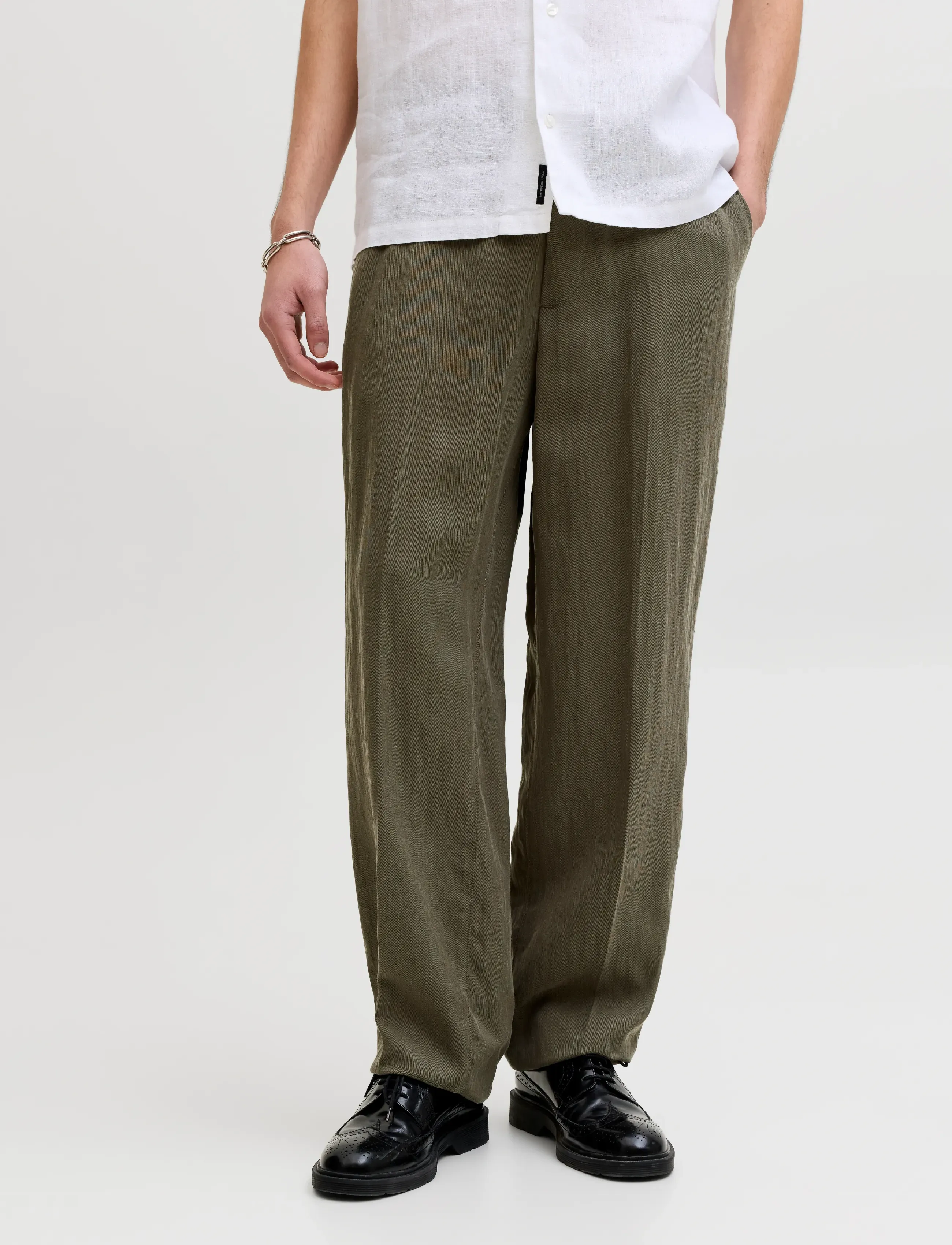 Jack & Jones JPSTKARL SKYE JOGGER SN - Chinos - CROCODILE / khaki/green