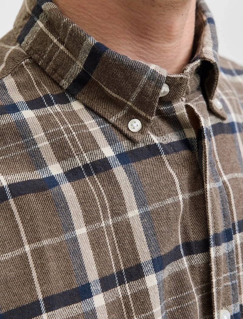 Jack & Jones - JJECLASSIC FLANNEL CHECK SHIRT LS SN - flanellskjortor - otter - 3