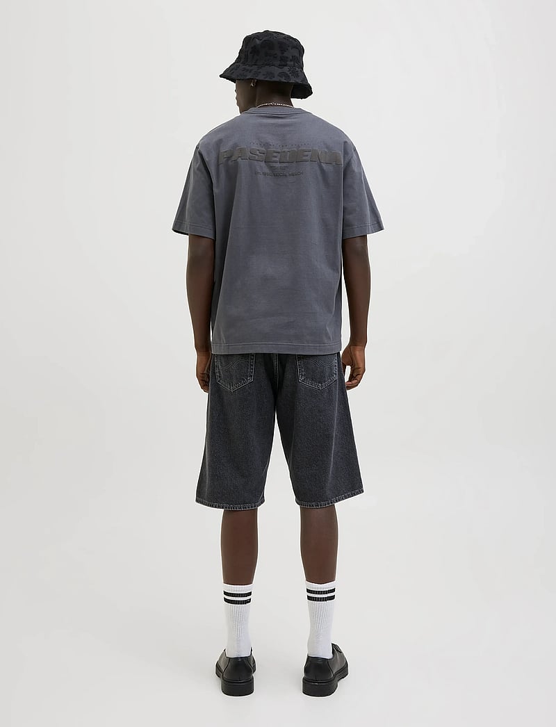 Jack & Jones - JJIRON JJORIGINAL SHORTS SQ 730 SN - jorts - black denim - 3