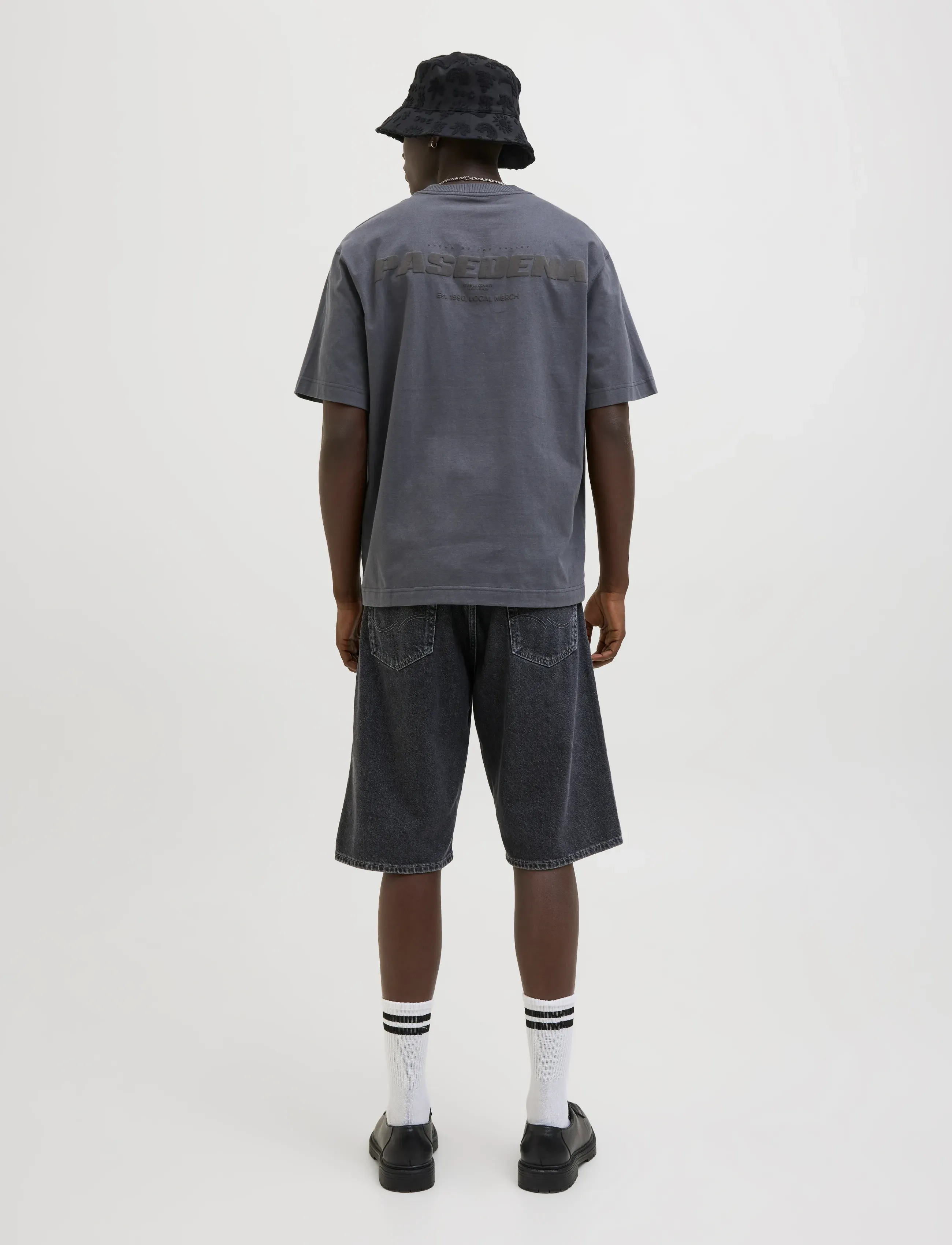 Jack & Jones - JJIRON JJORIGINAL SHORTS SQ 730 SN - jorts - black denim - 3