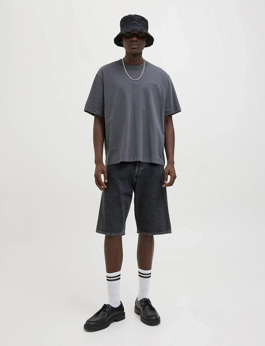 Jack & Jones - JJIRON JJORIGINAL SHORTS SQ 730 SN - jorts - black denim - 4