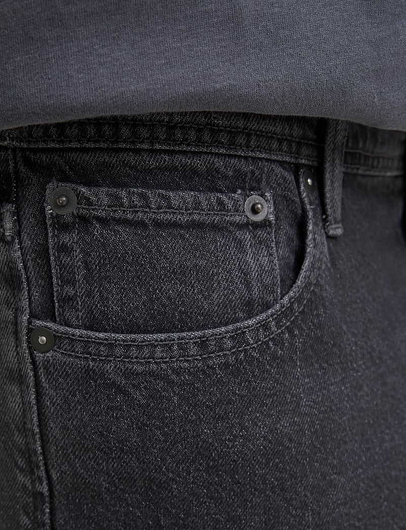 Jack & Jones - JJIRON JJORIGINAL SHORTS SQ 730 SN - jorts - black denim - 5