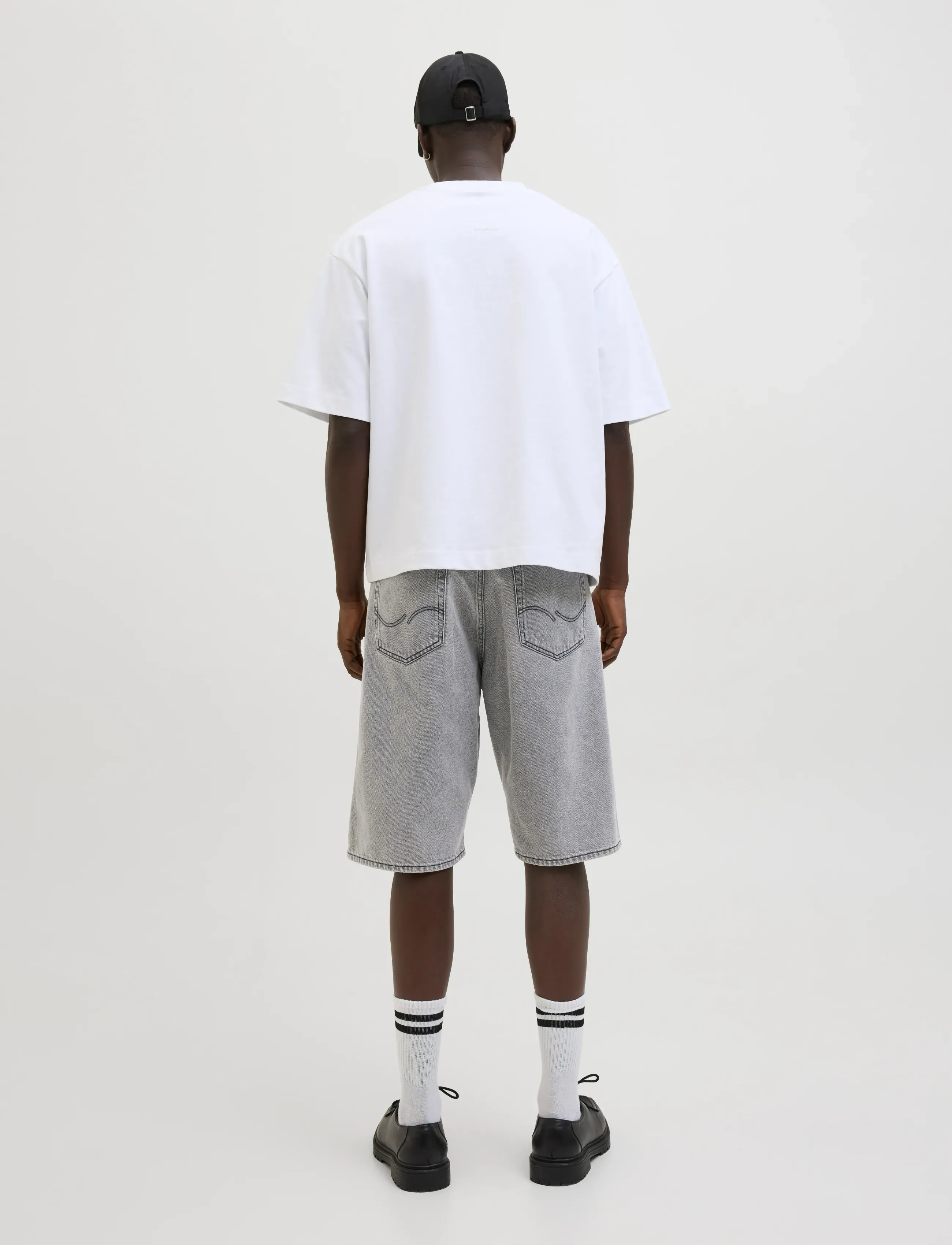 Jack & Jones - JJIRON JJORIGINAL SHORTS SQ 730 SN - jorts - grey denim - 3