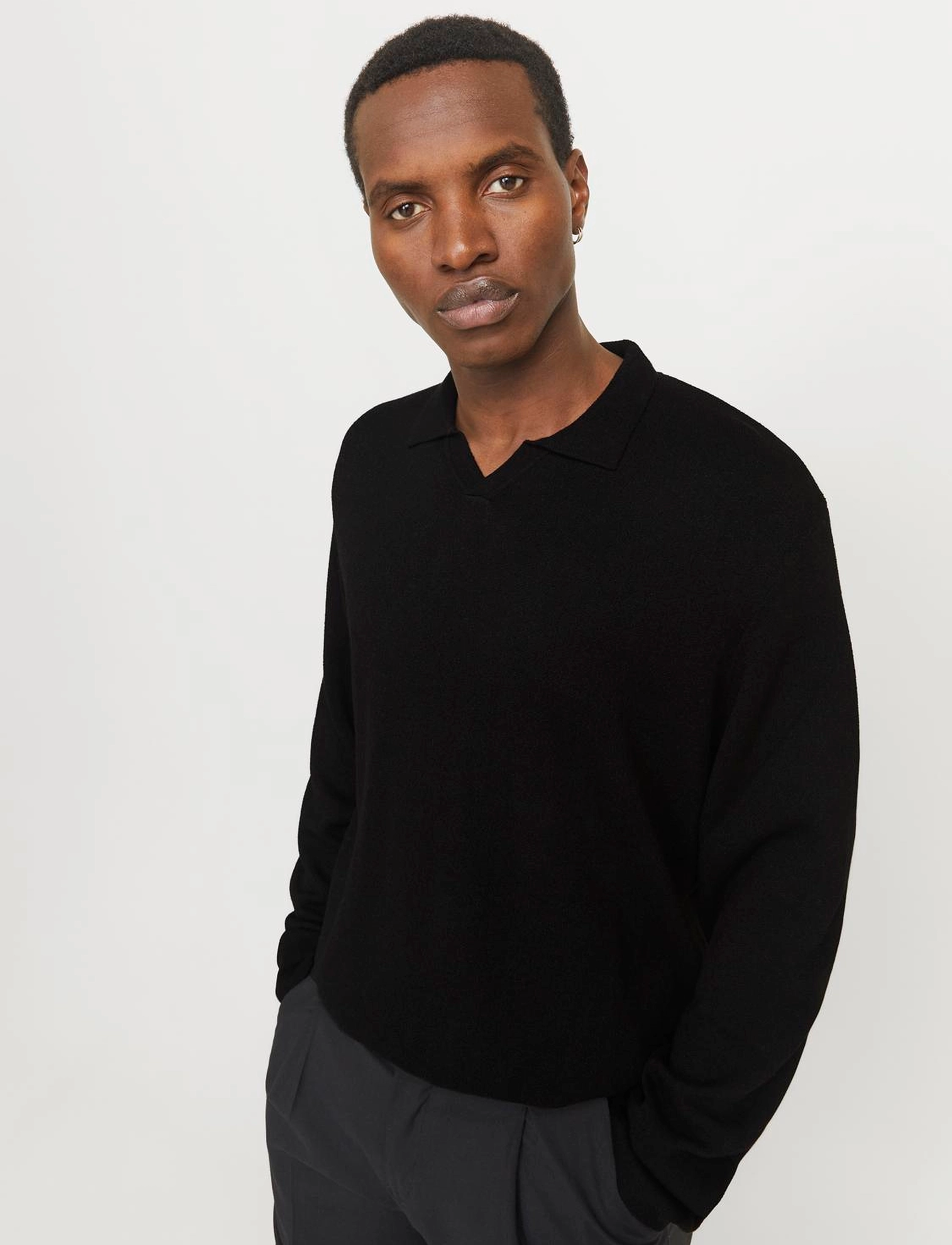 Jack & Jones JPRWASON KNIT SPLIT NECK STYD AW24 - Kollektionen - BLACK / black