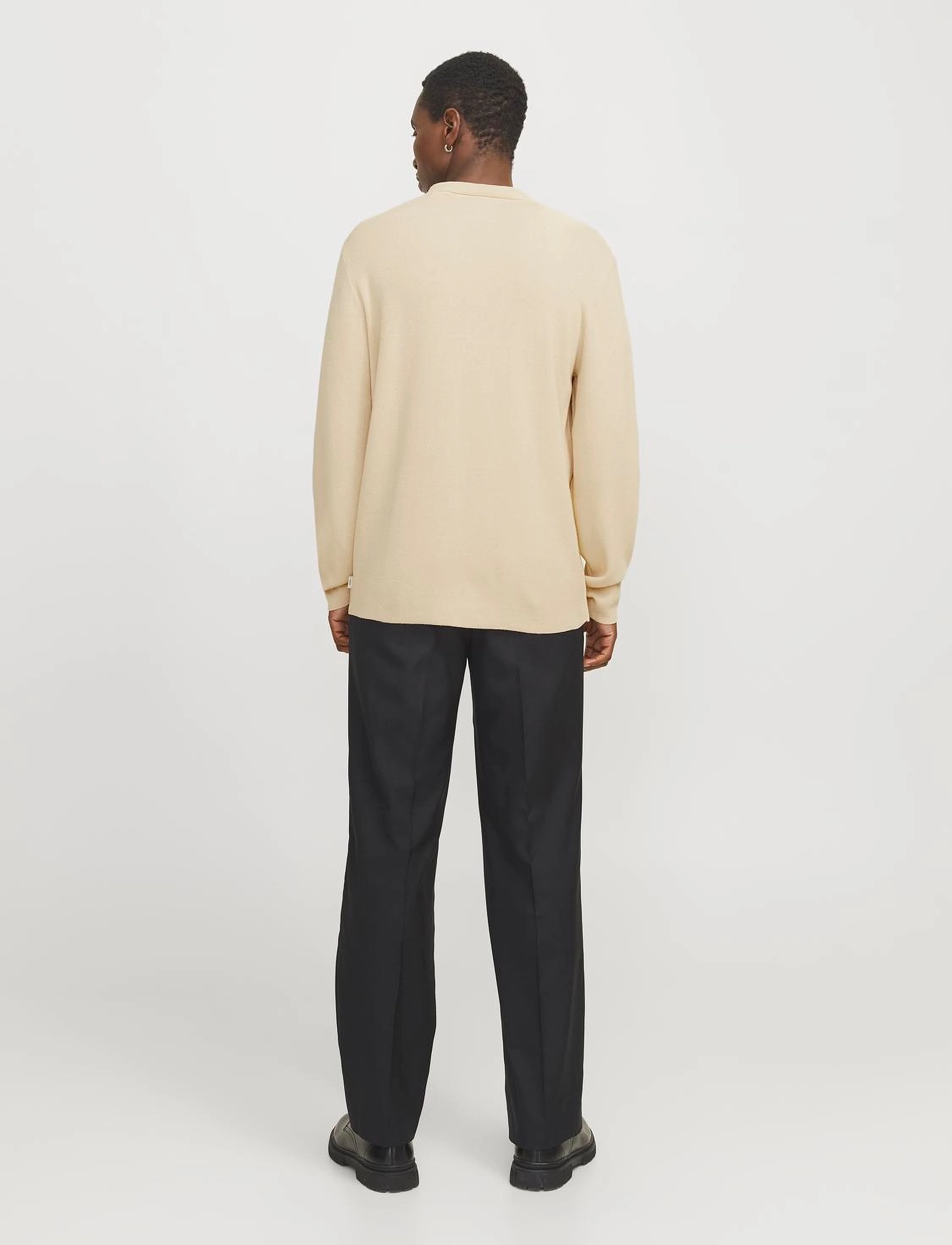 Jack & Jones JPRWASON KNIT SPLIT NECK STYD AW24 - V-Ausschnitt - SUMMER SAND / cream